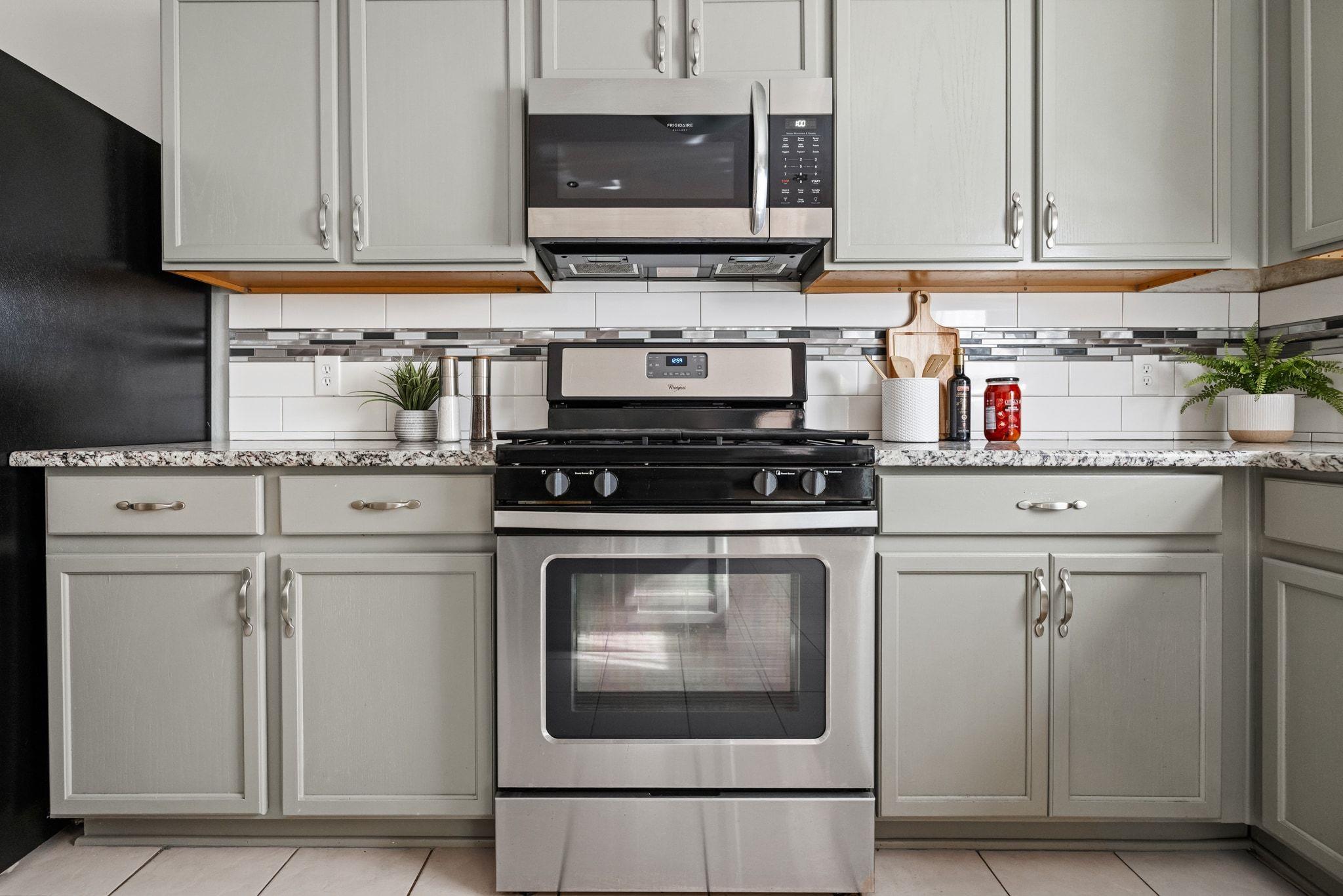 917 Melted Candle CV