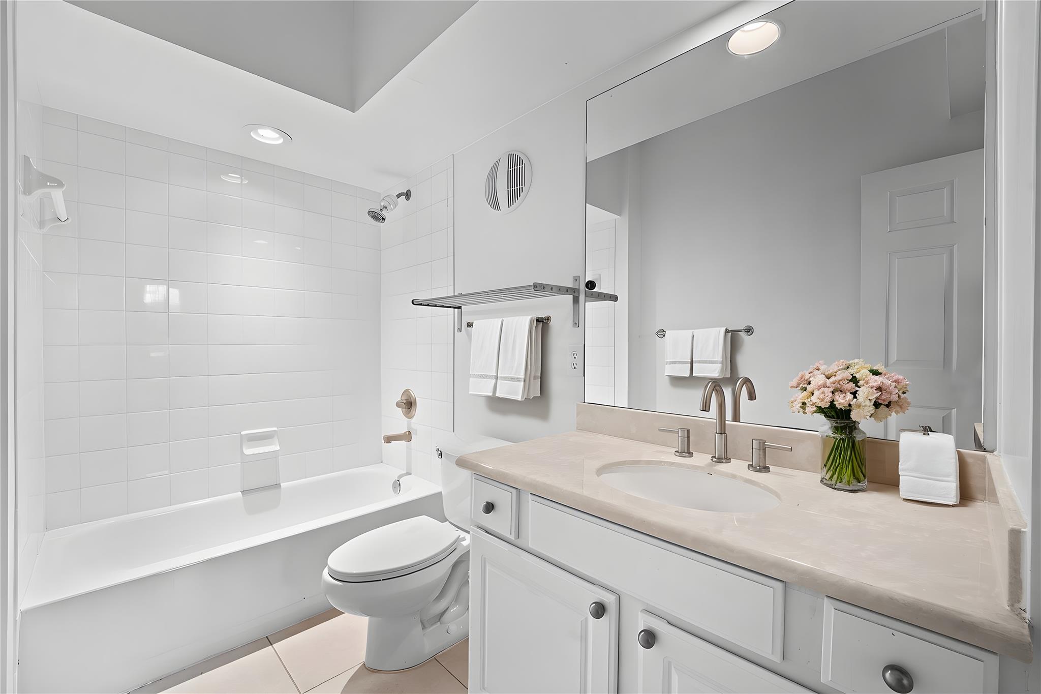 7701 Rialto BLVD # 1412