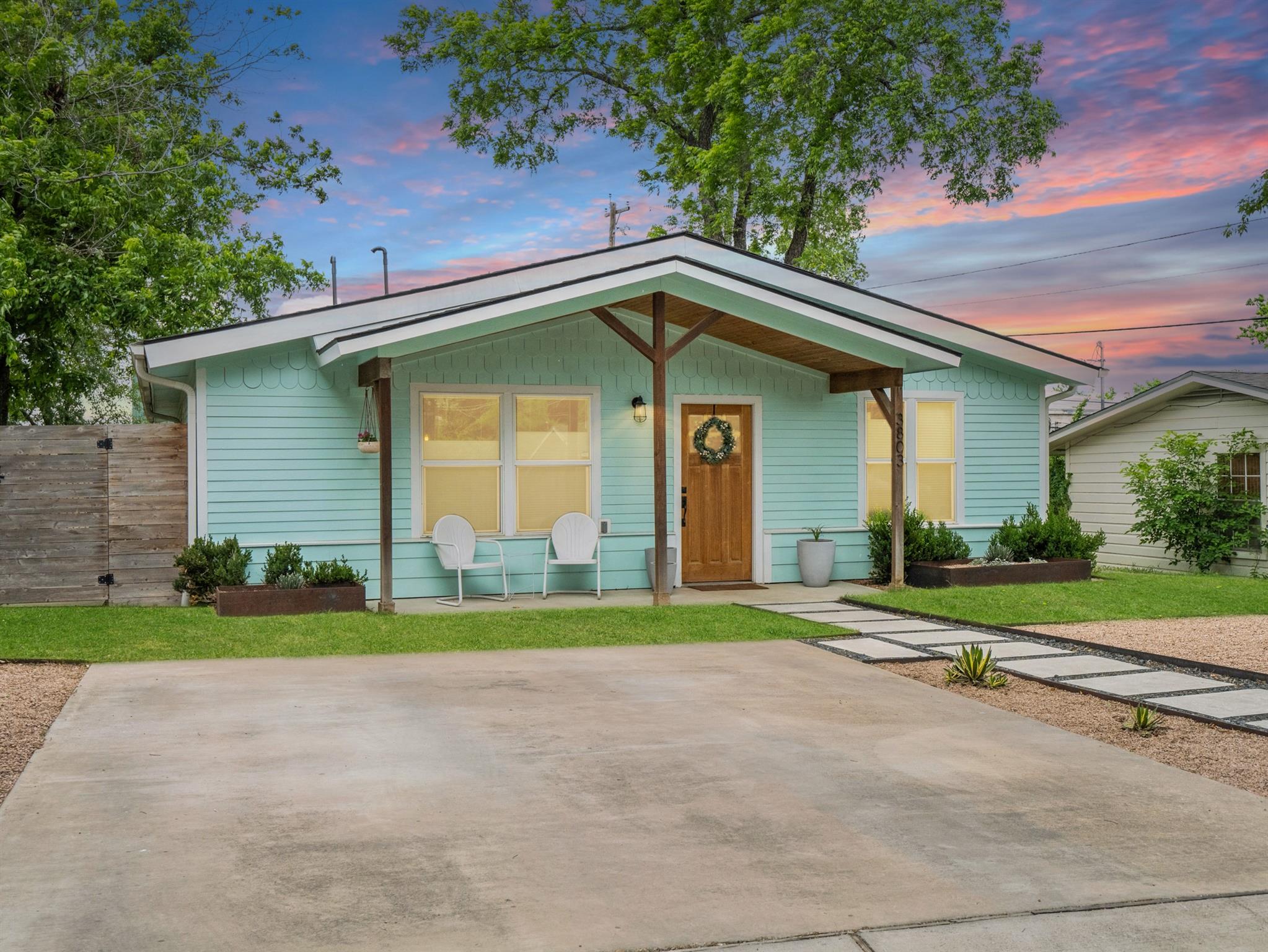 3803 Manorwood RD