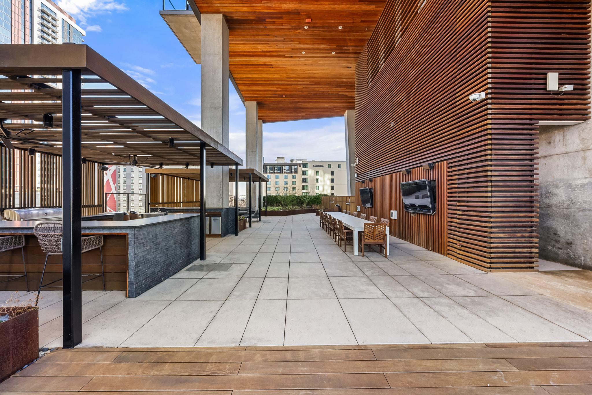 70 RAINEY ST # 2606, Austin Unit: 2606