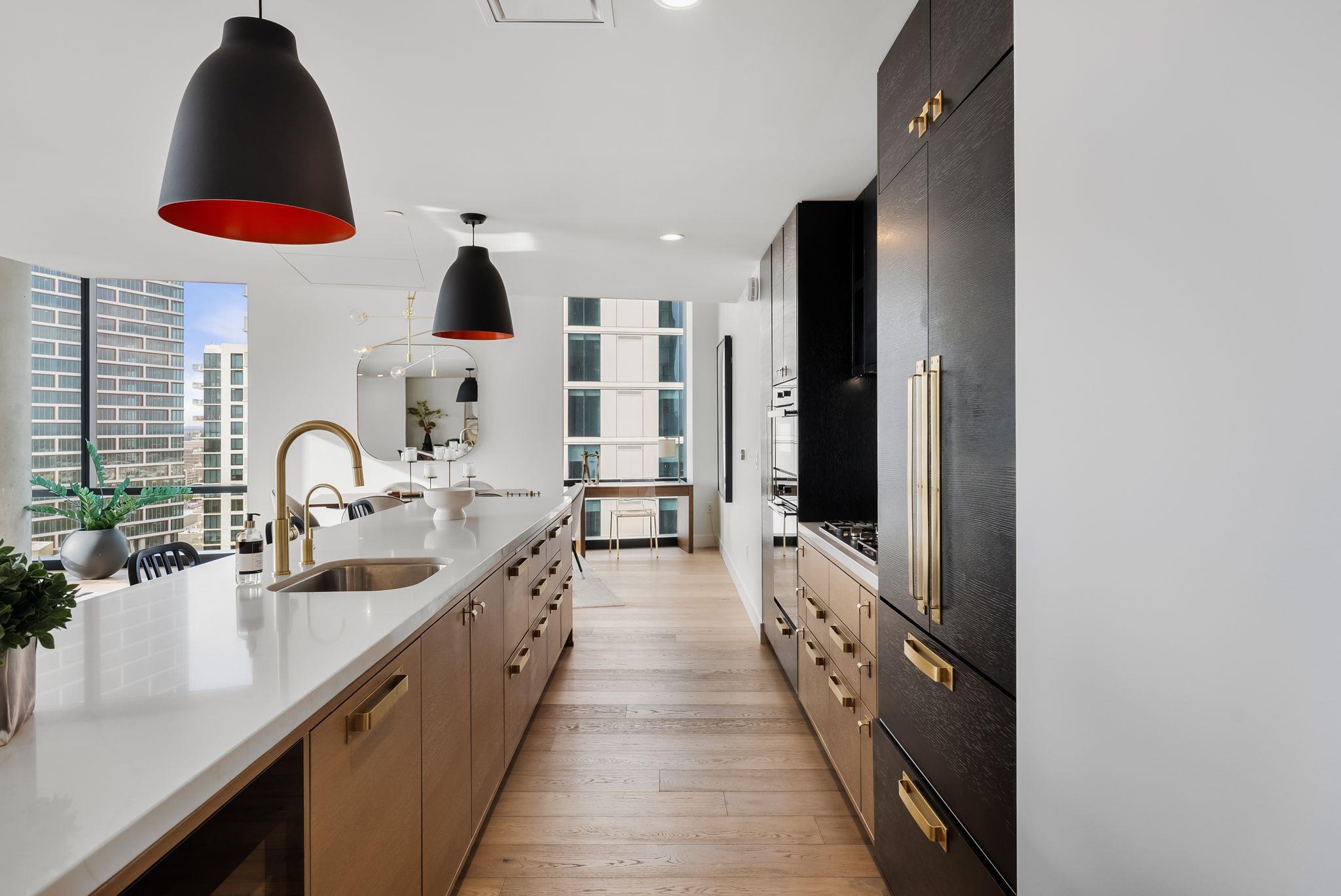 70 RAINEY ST # 2606, Austin Unit: 2606