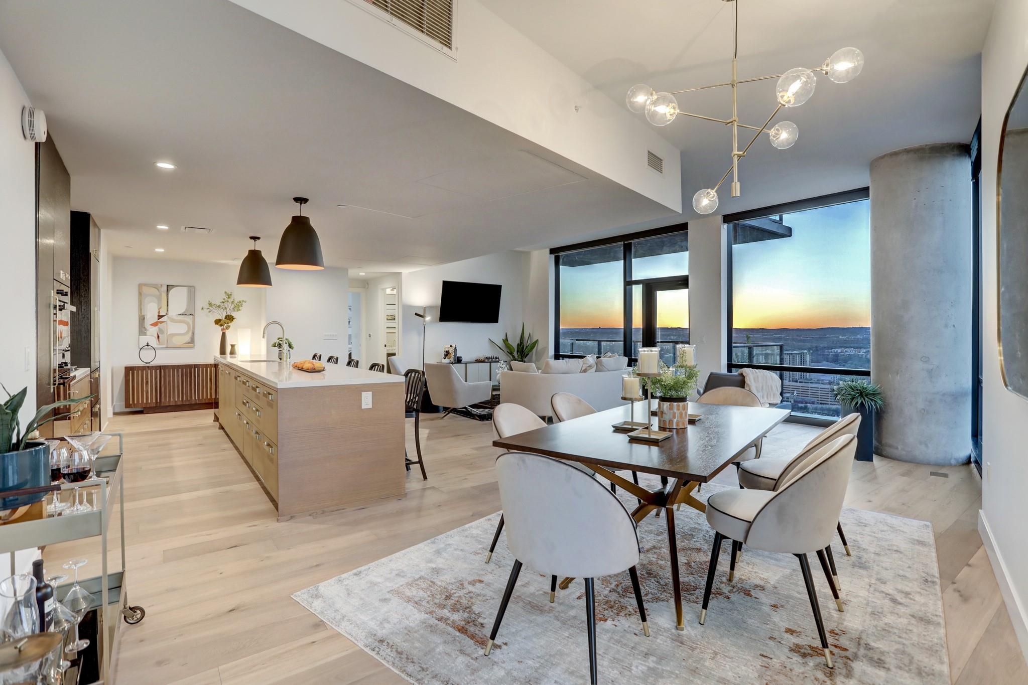 70 RAINEY ST # 2606, Austin Unit: 2606