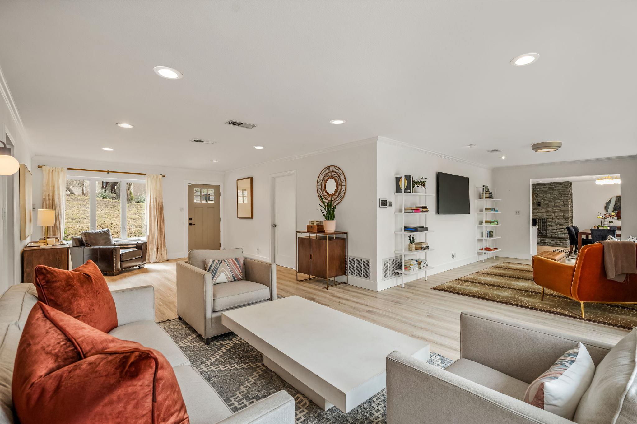 5602 Blueridge CT