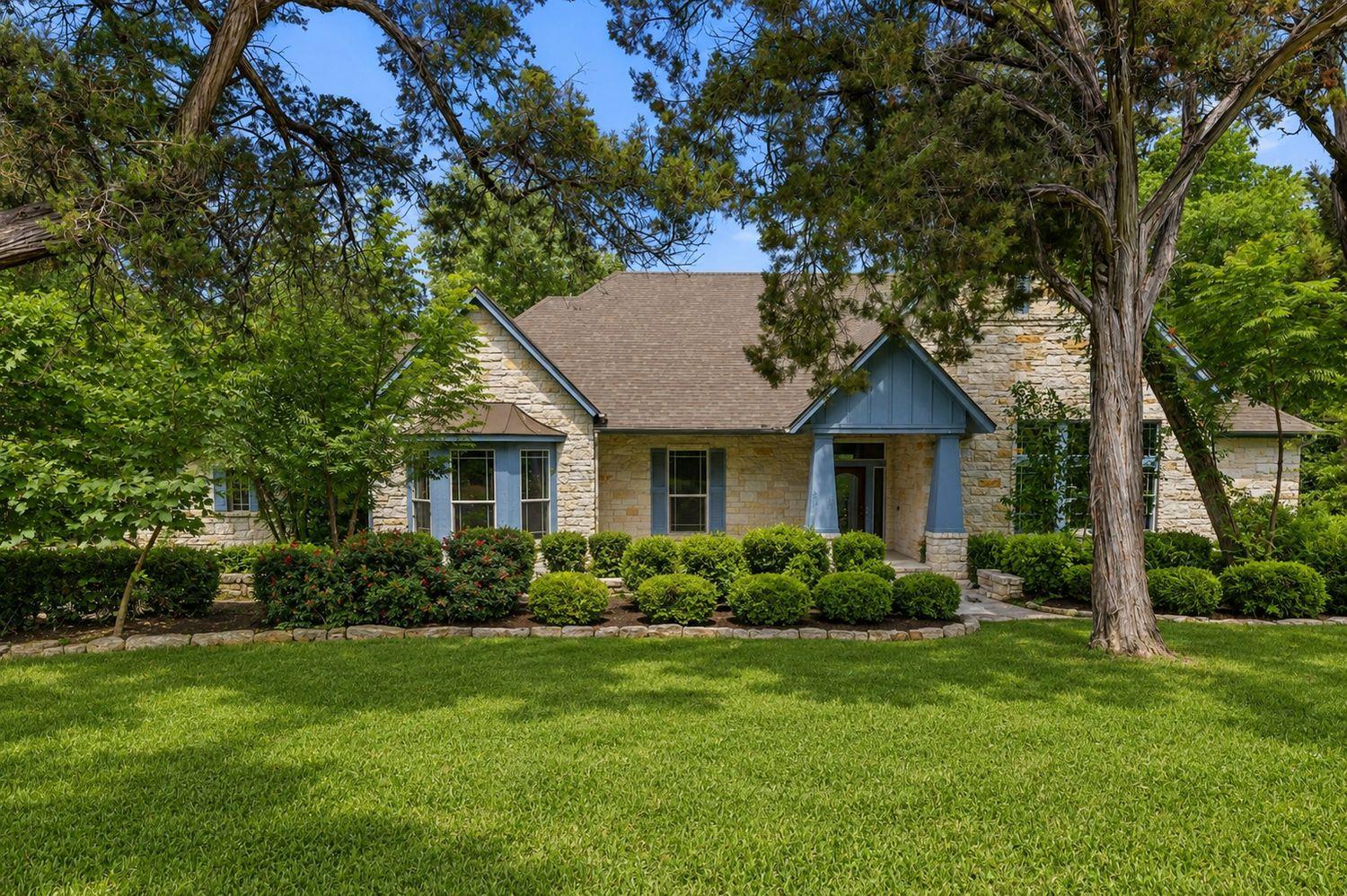 14915 Arrowhead DR