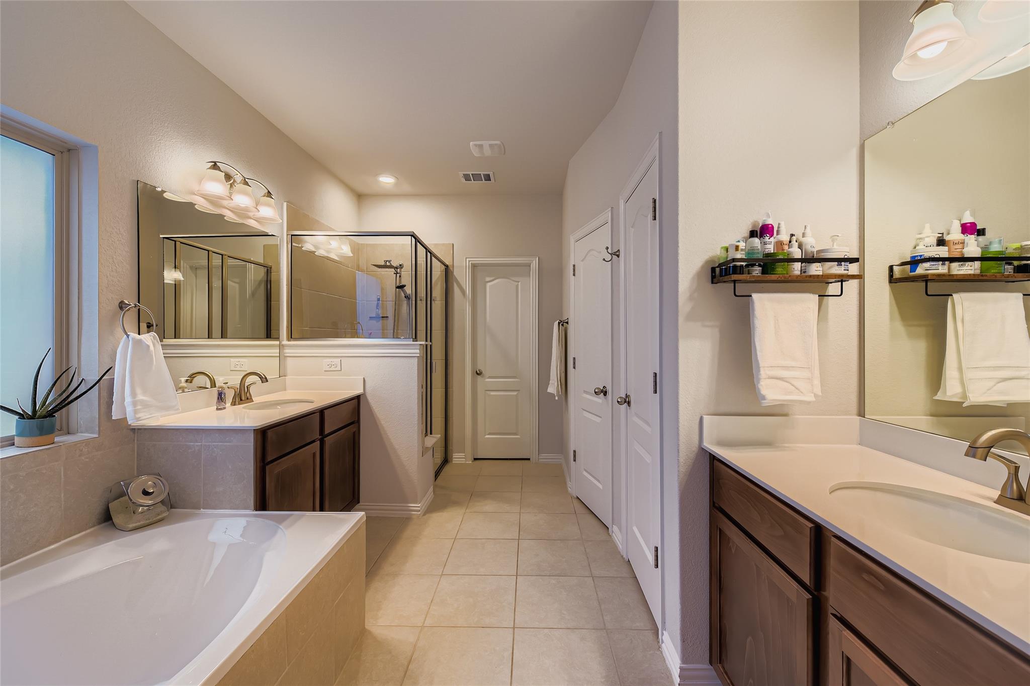 1075 Cherrystone LOOP