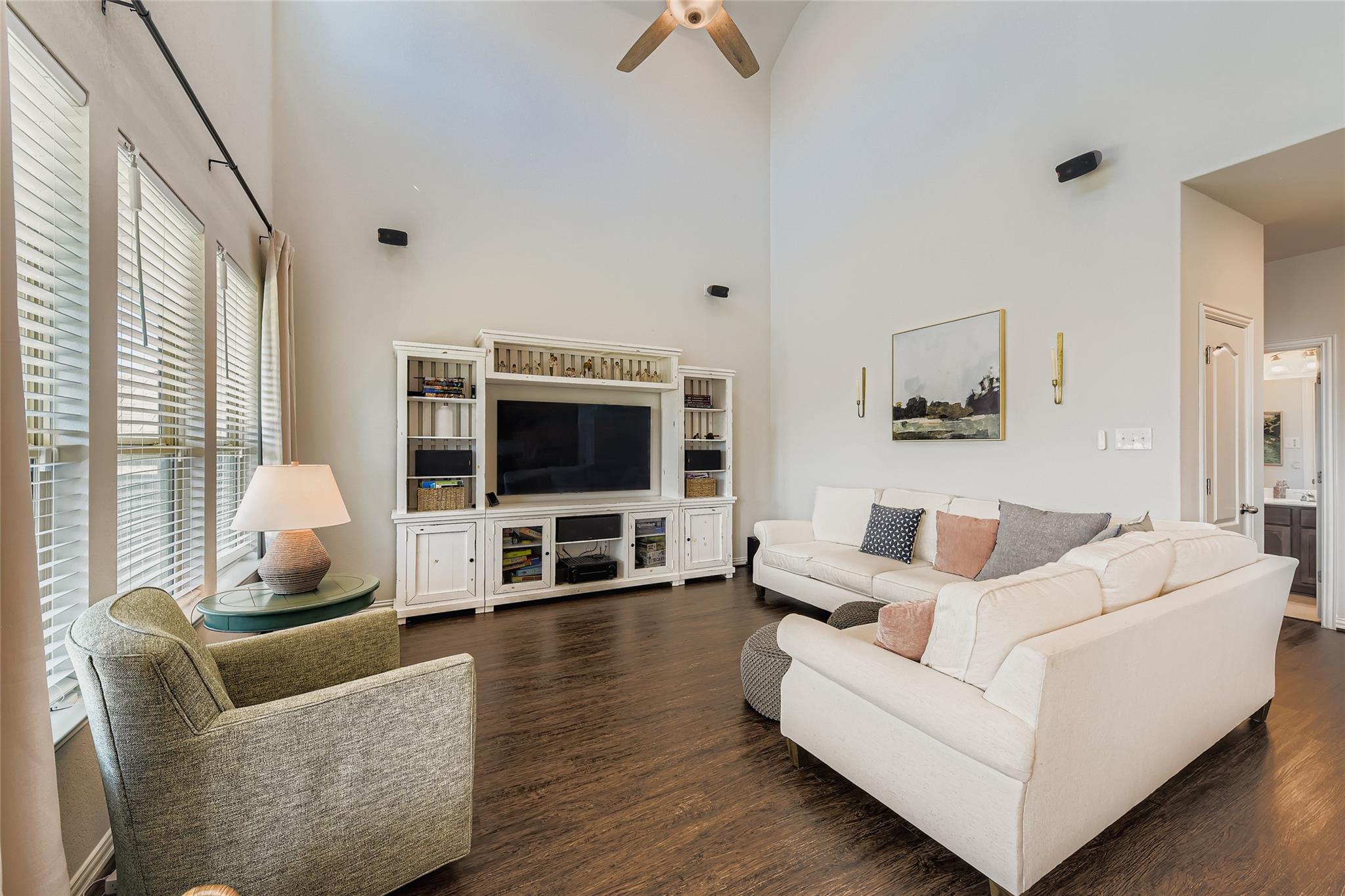 1075 Cherrystone LOOP