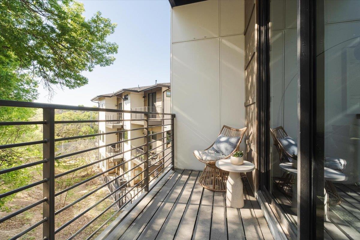 3700 Clawson RD # 301