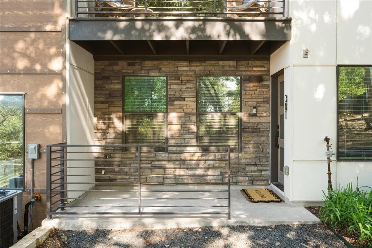 3700 Clawson RD # 301