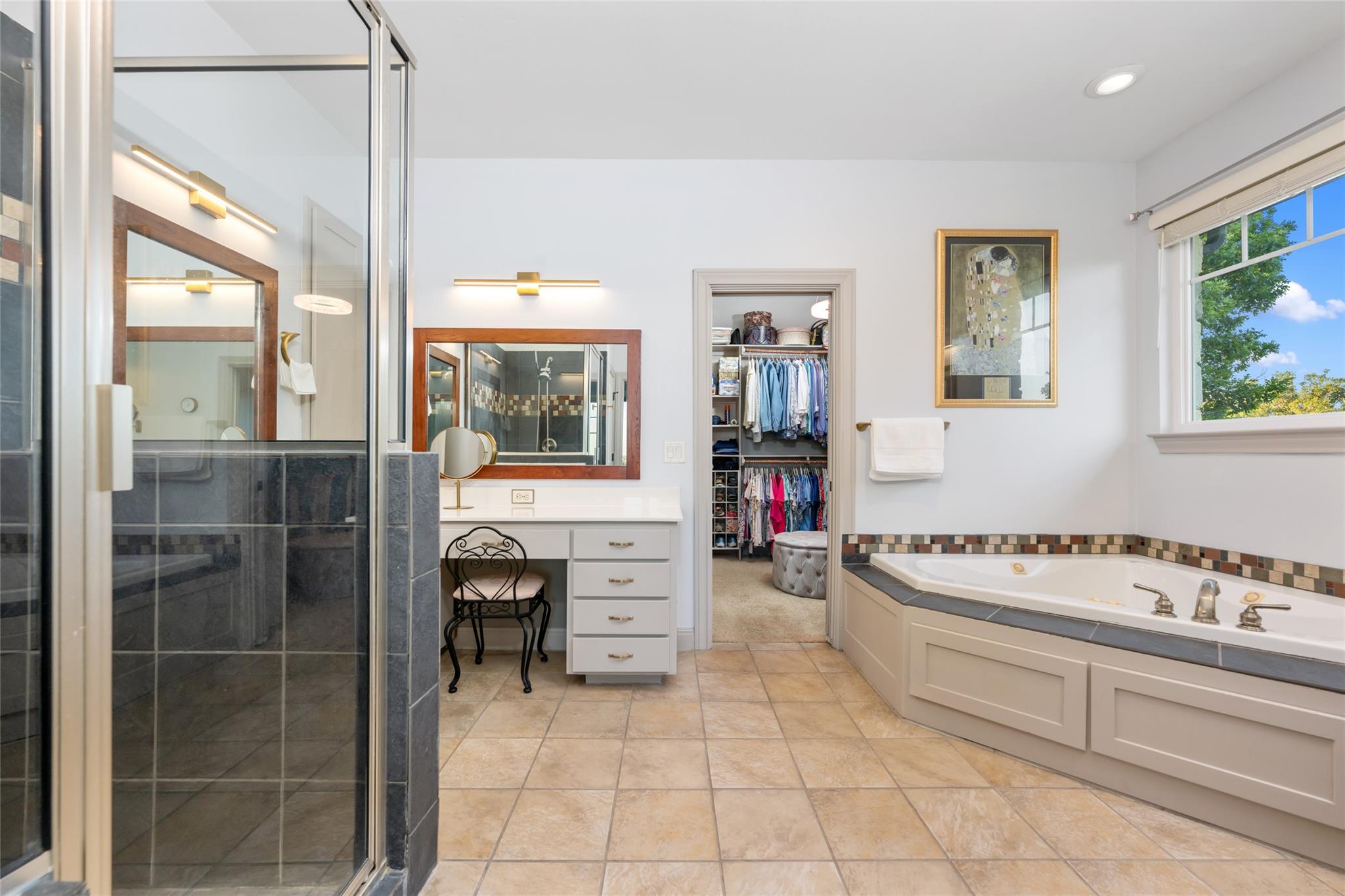 20403 Highland Lake DR