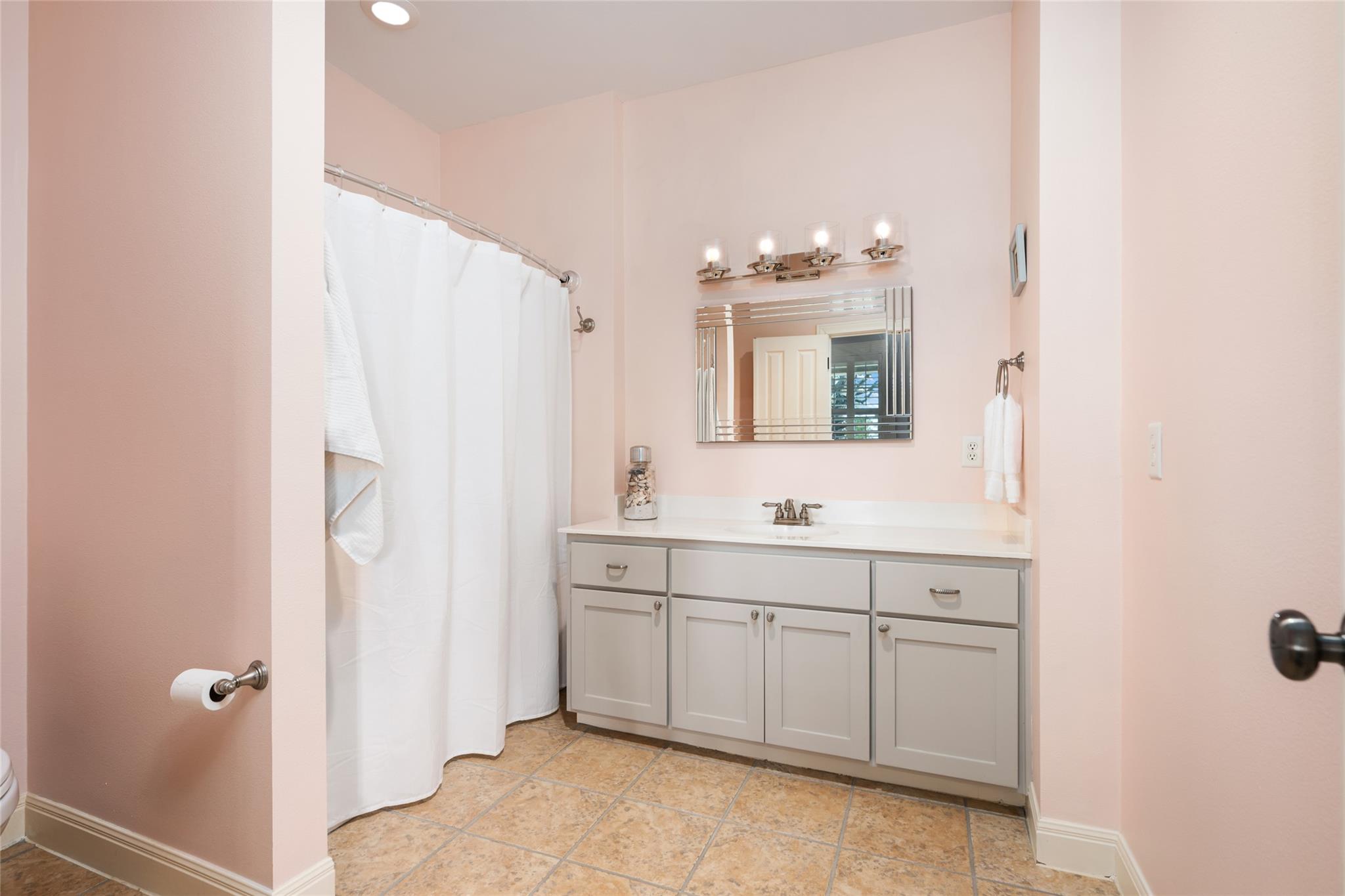 20403 Highland Lake DR