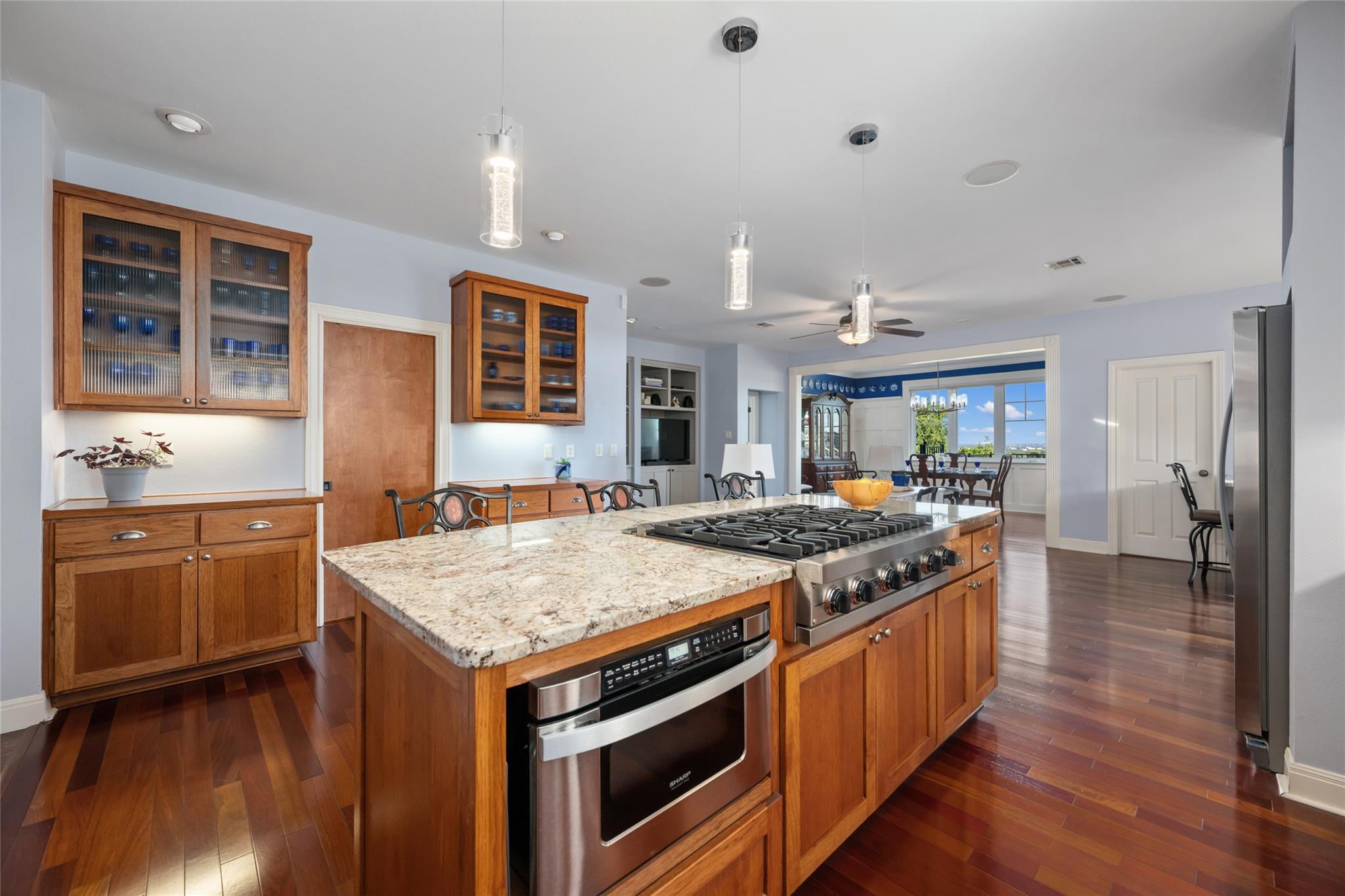 20403 Highland Lake DR