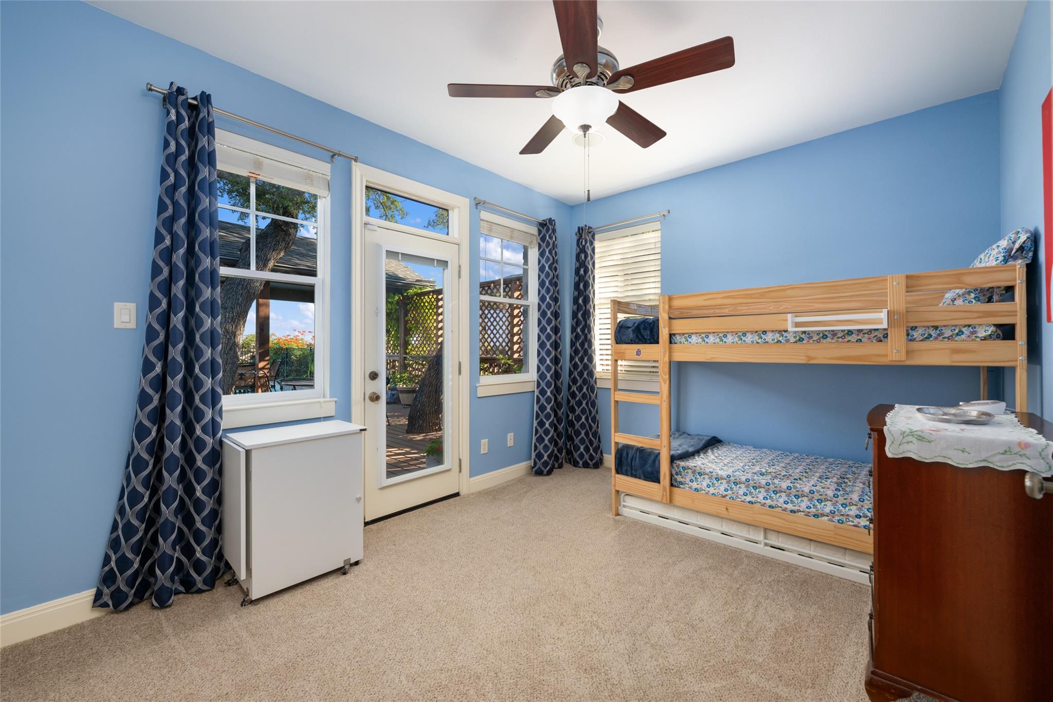 20403 Highland Lake DR