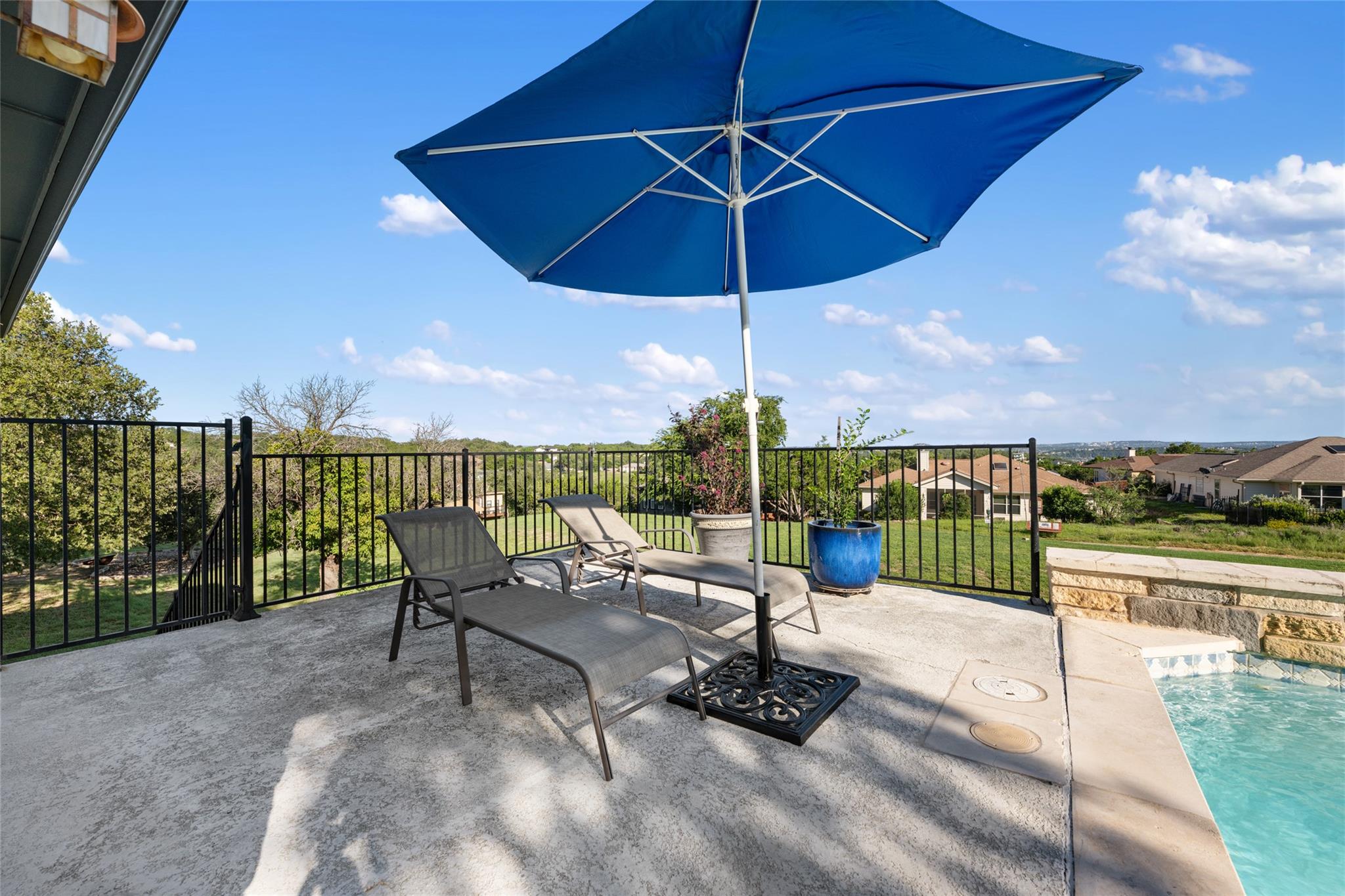 20403 Highland Lake DR