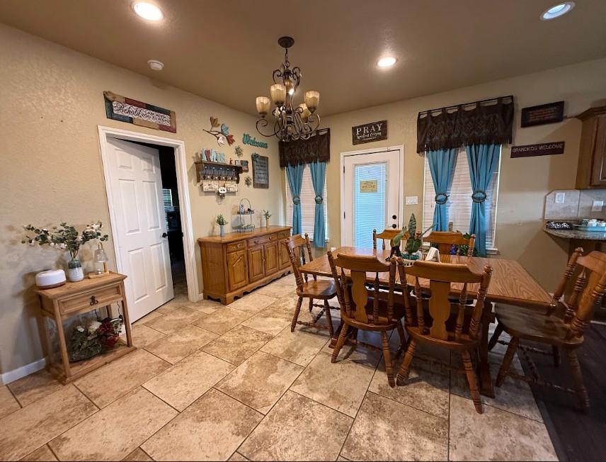 609 State Highway 123 N