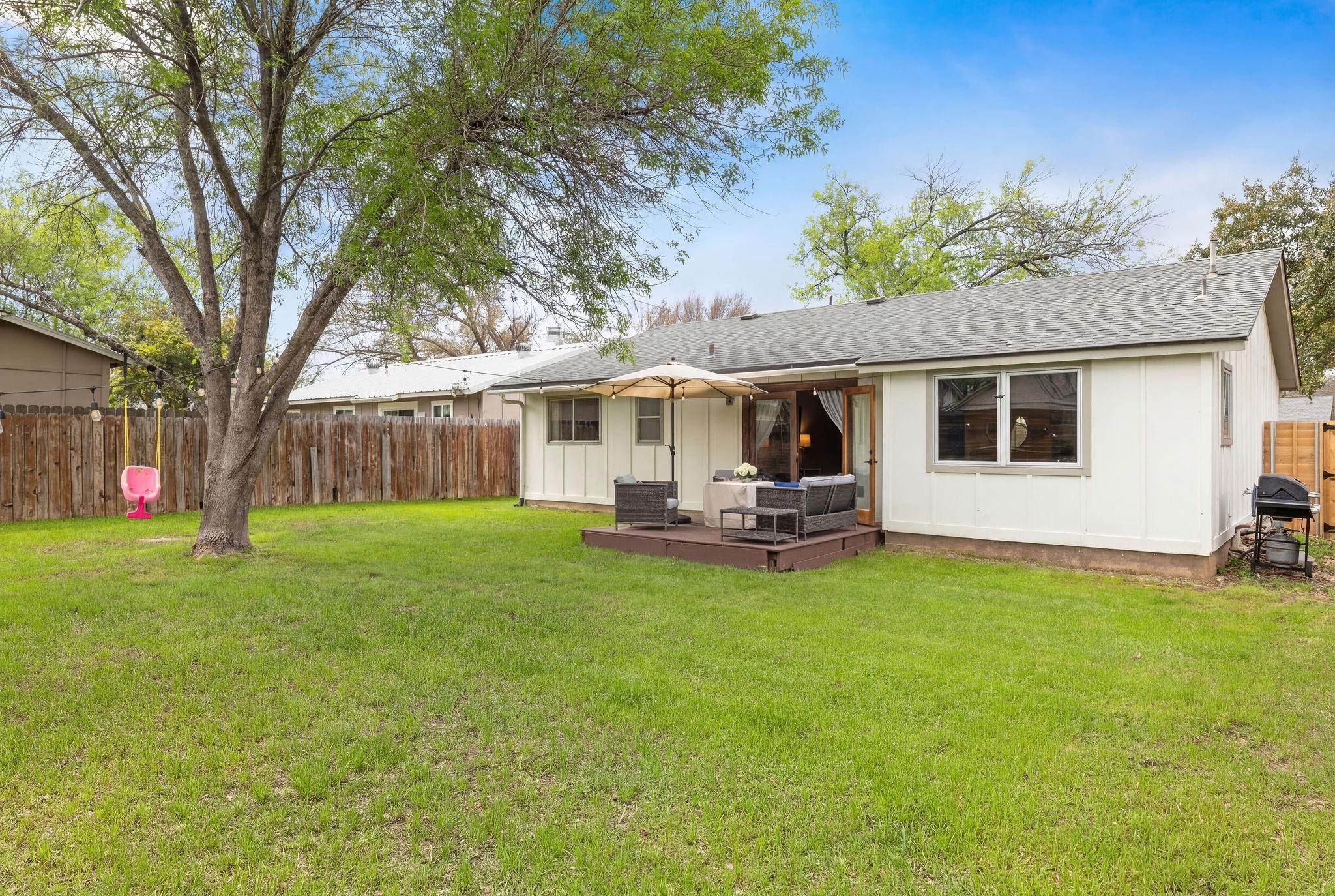 6107 Harwin LN