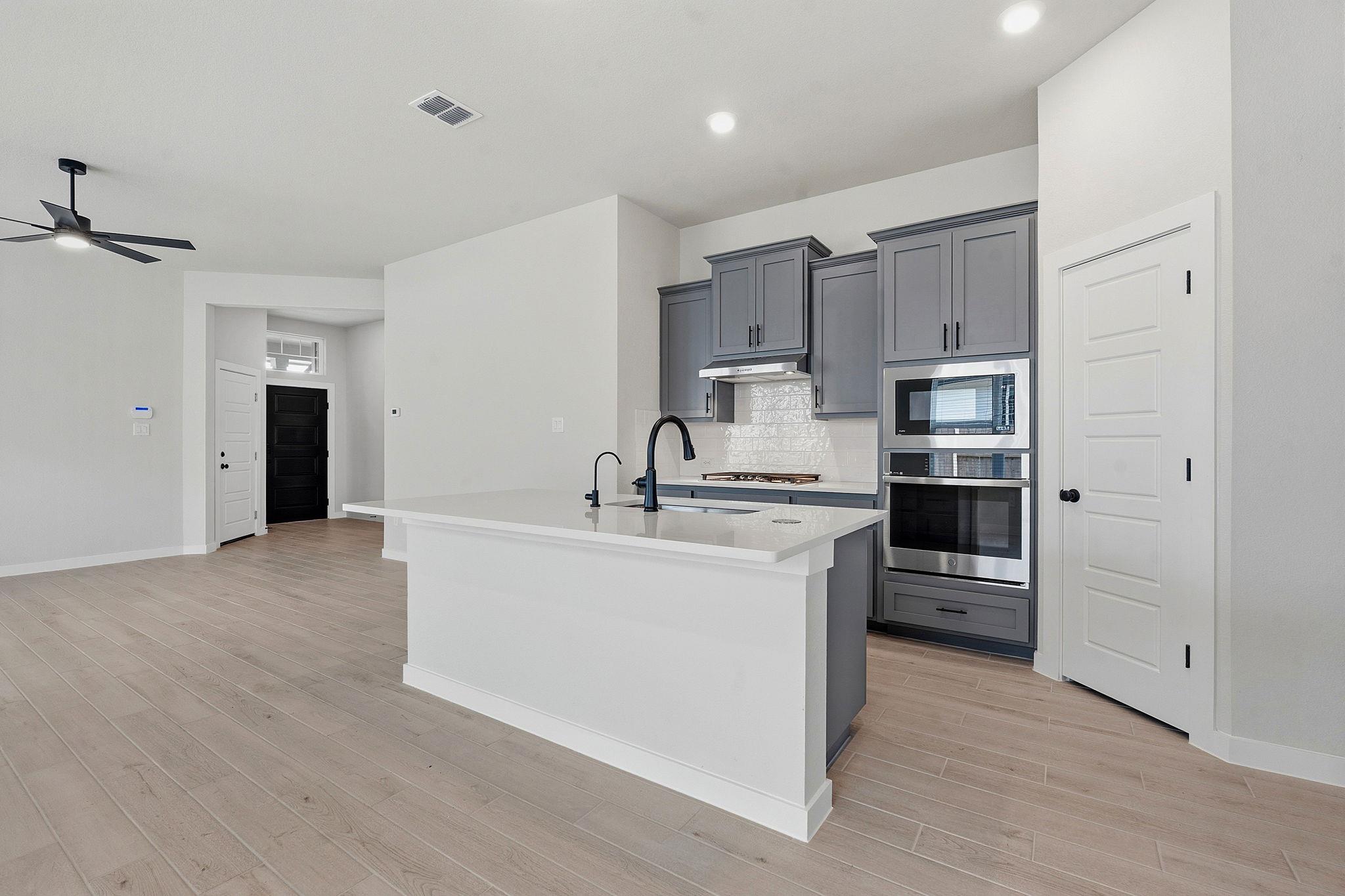 158 Paul Pena DR