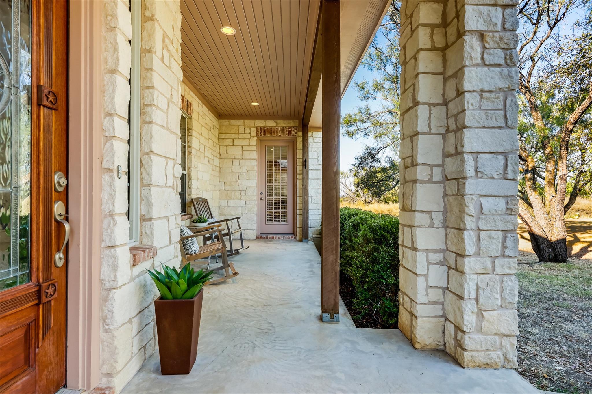104 Running Brook TRL, Spicewood