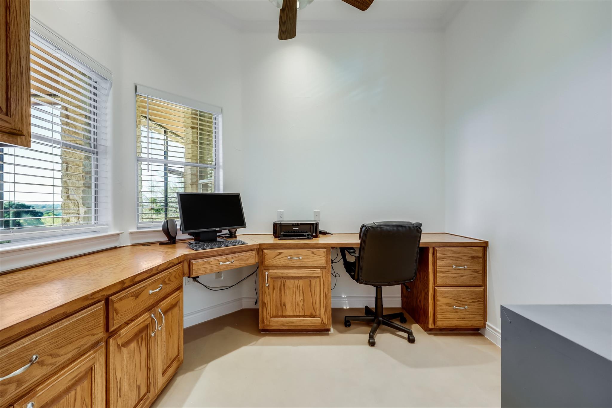 104 Running Brook TRL, Spicewood