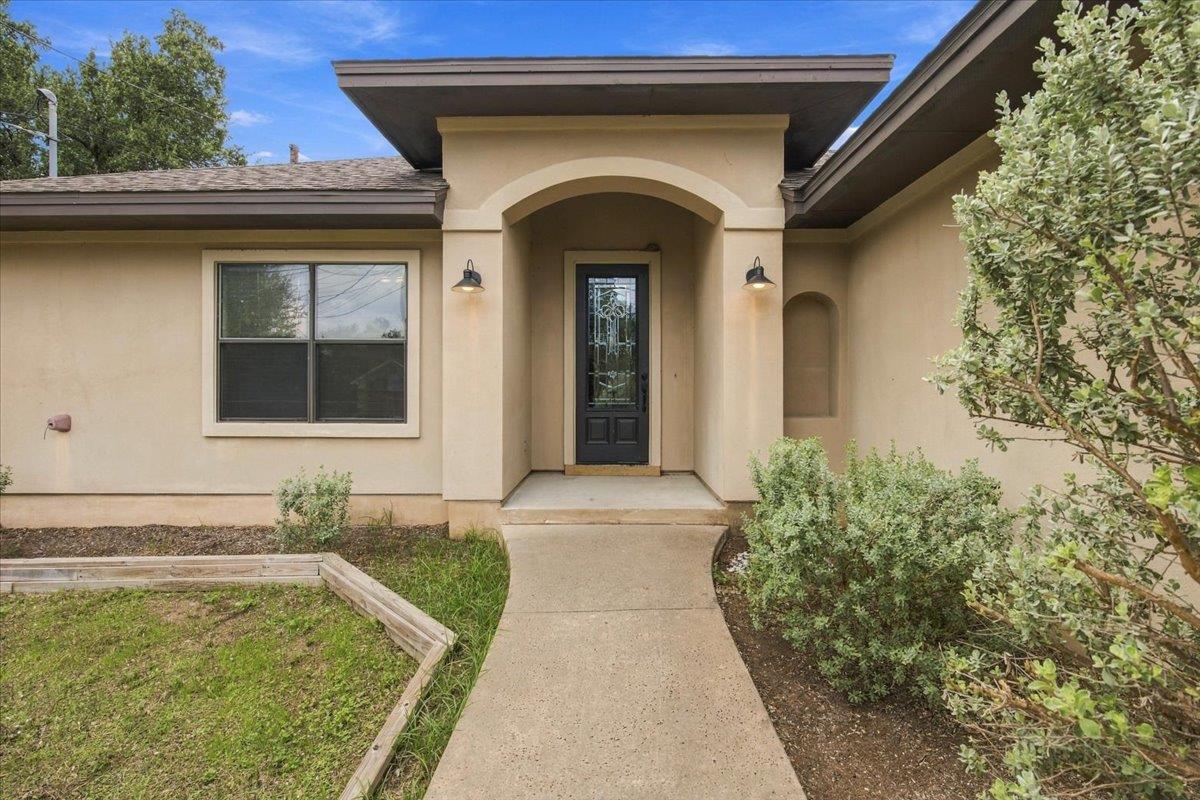 14813 Foy DR