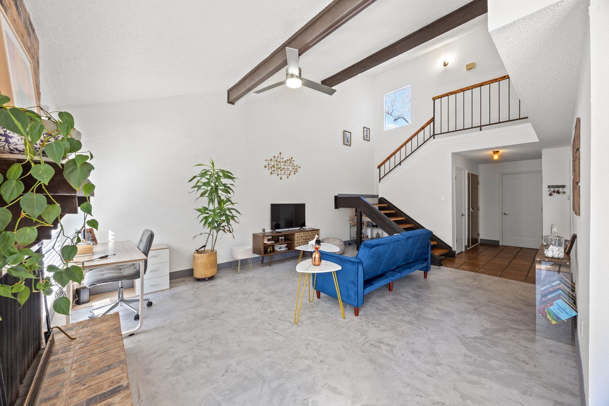 7256 Coronado CIR