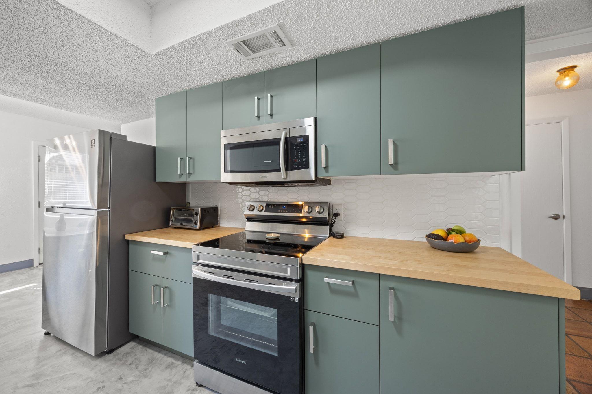 7256 Coronado CIR