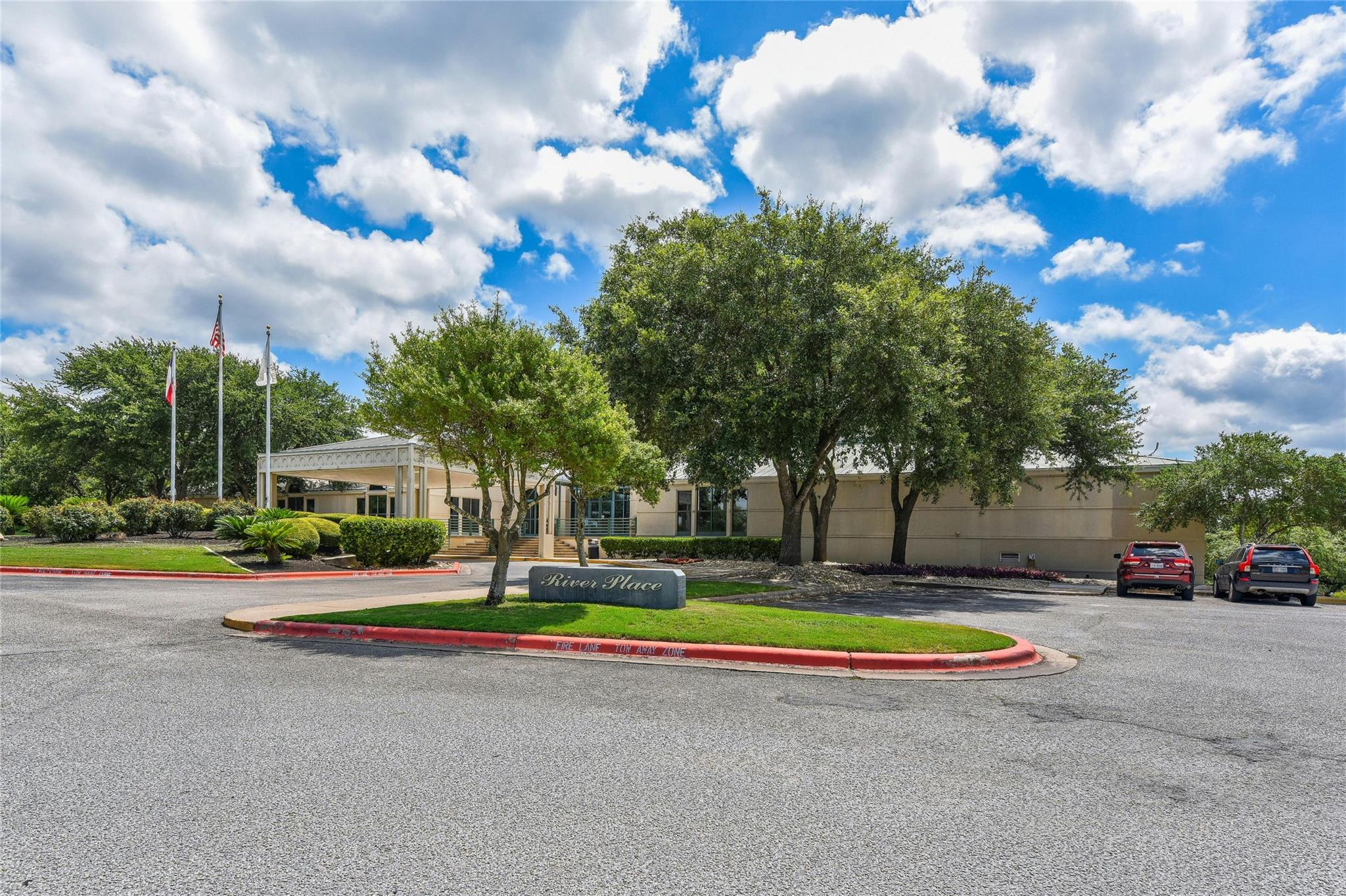 4700 River Place BLVD # 3