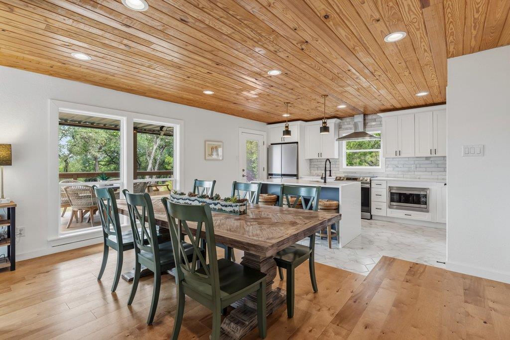 109 Freedom DR