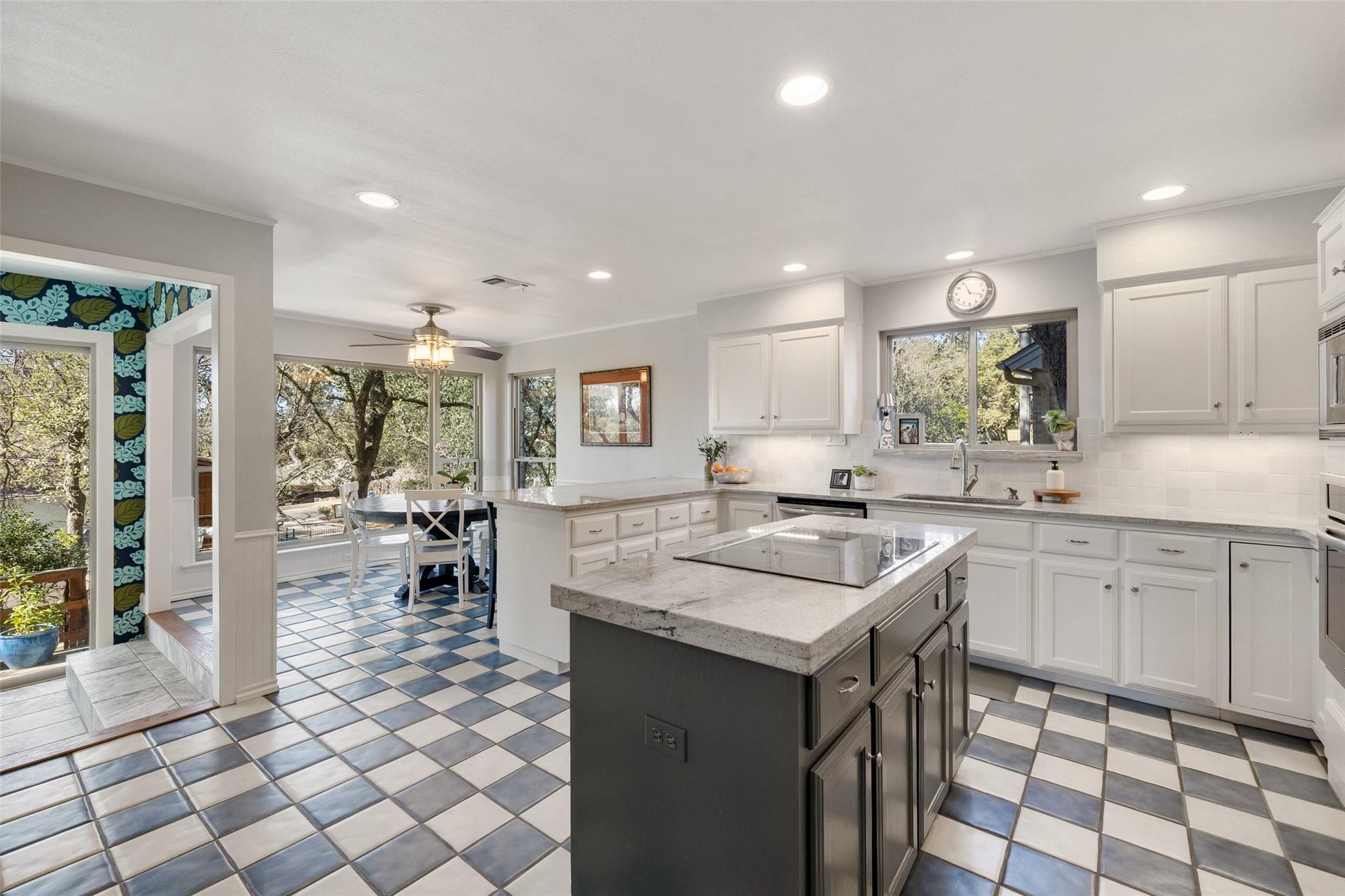 10810 Wintergreen HL