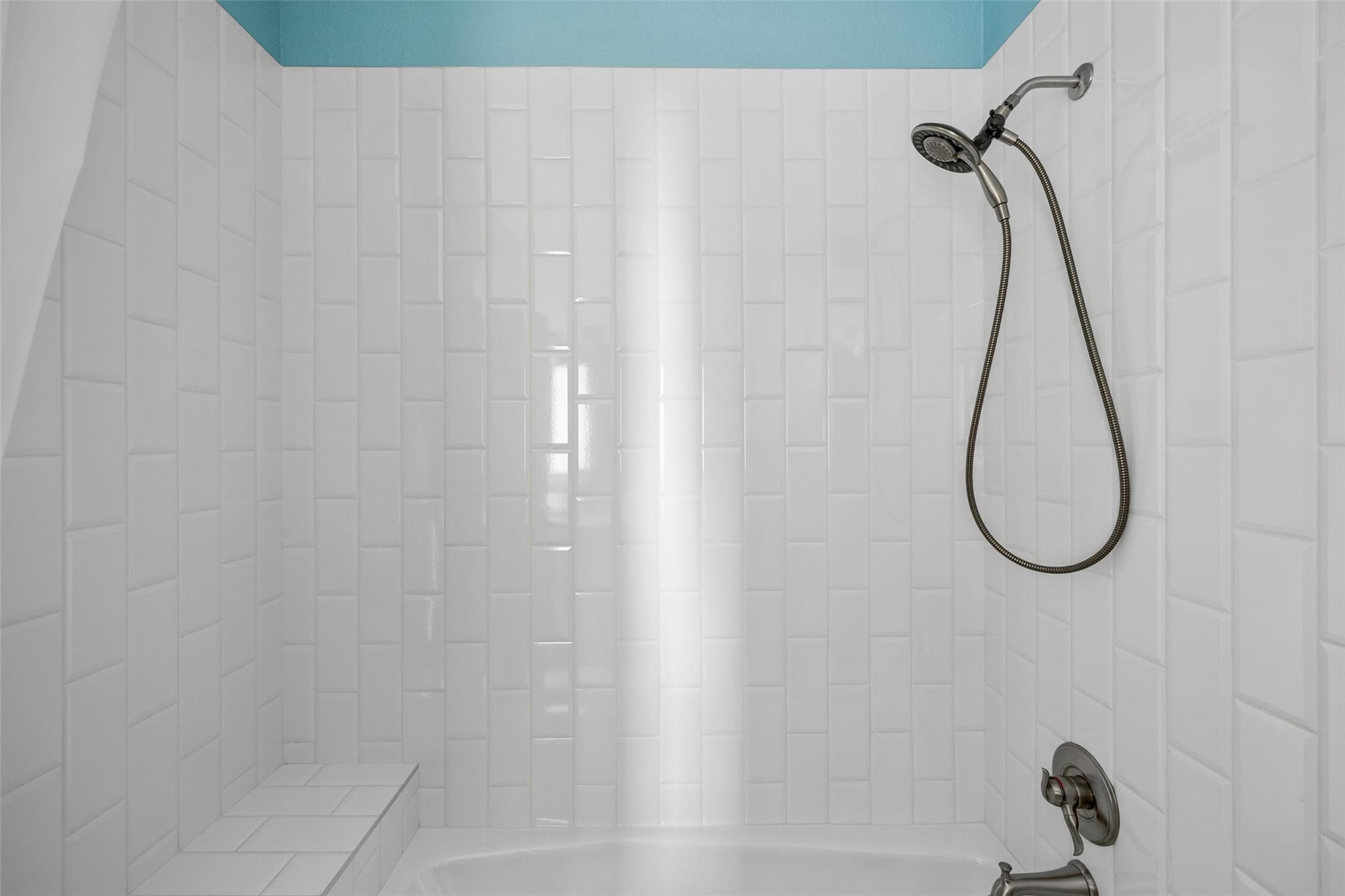 10810 Wintergreen HL