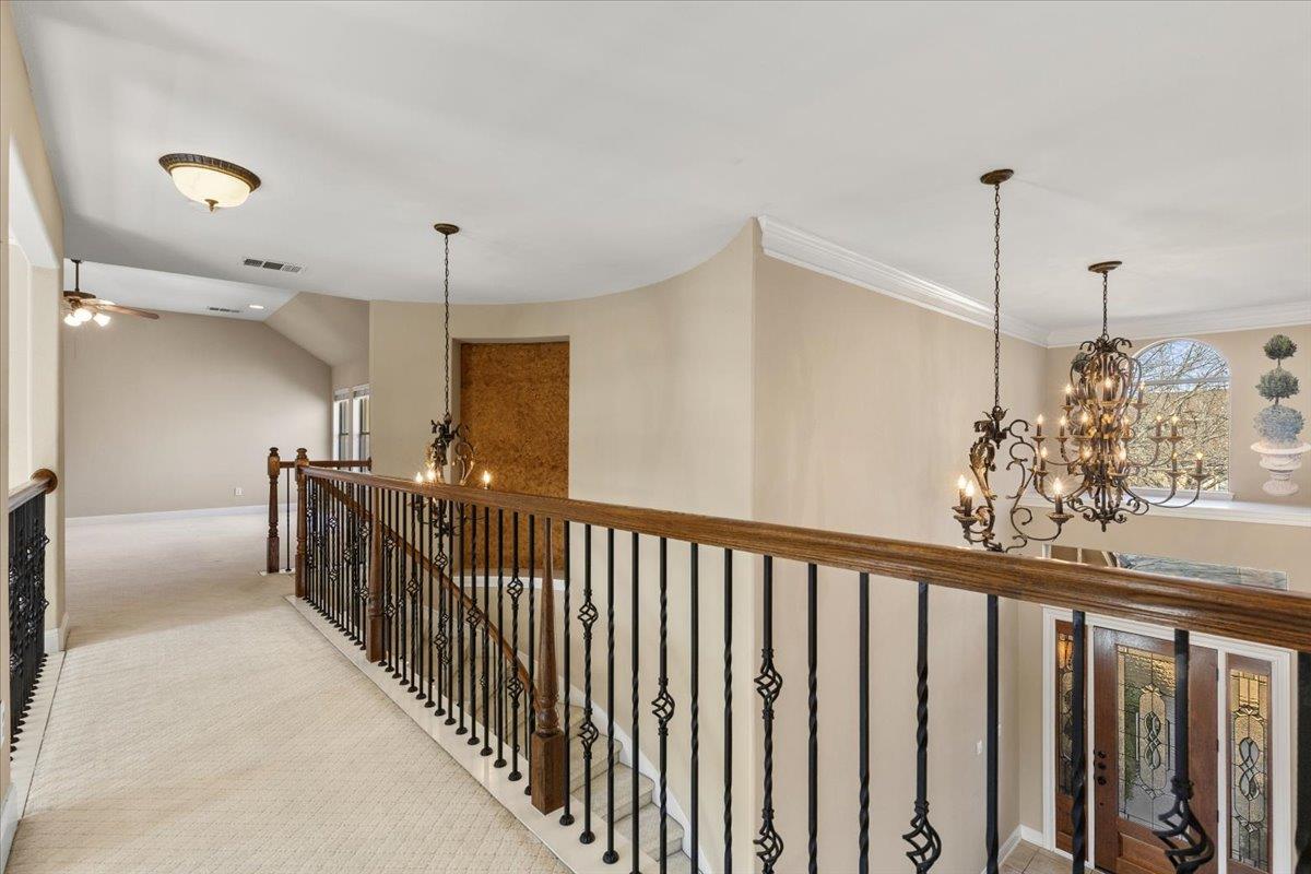 111 Whitley DR
