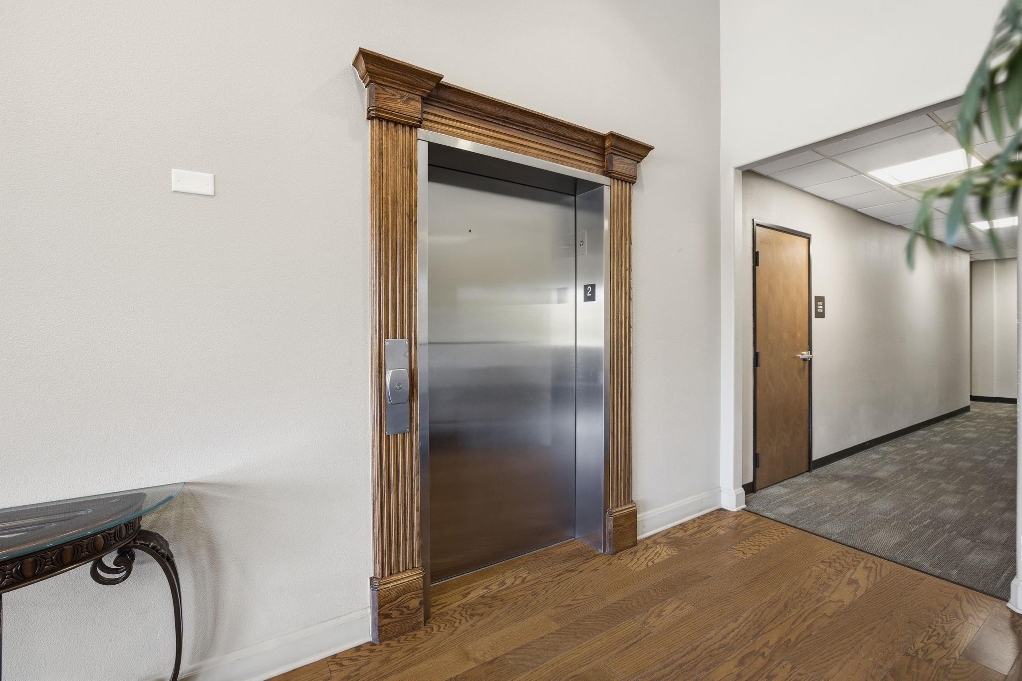 4010 Sandy Brook DR # 204