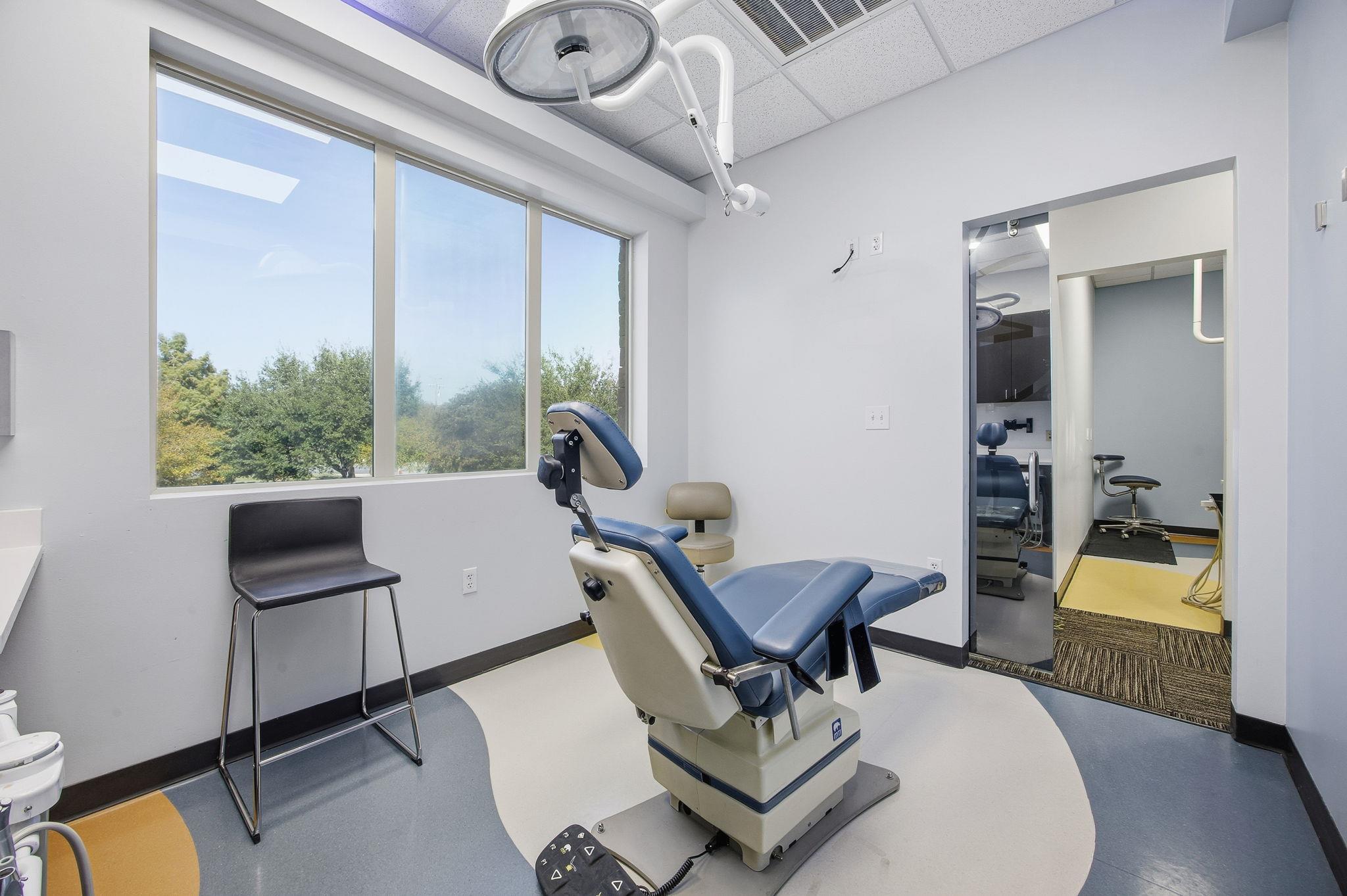 4010 Sandy Brook DR # 204