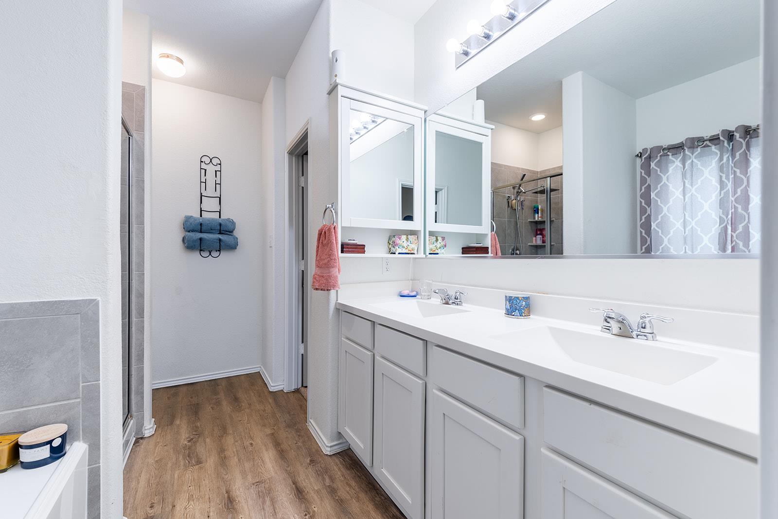 180 Red Buckeye LOOP