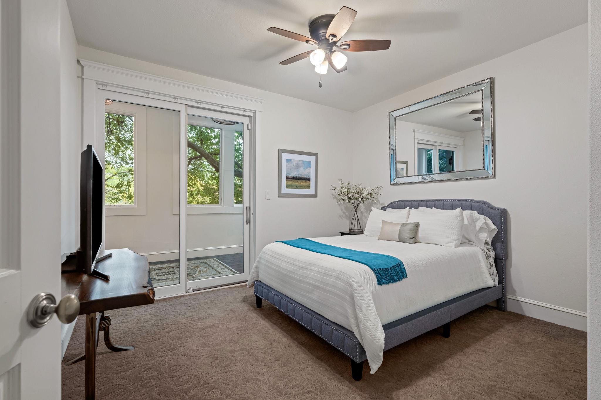 1231 Parkway # 2