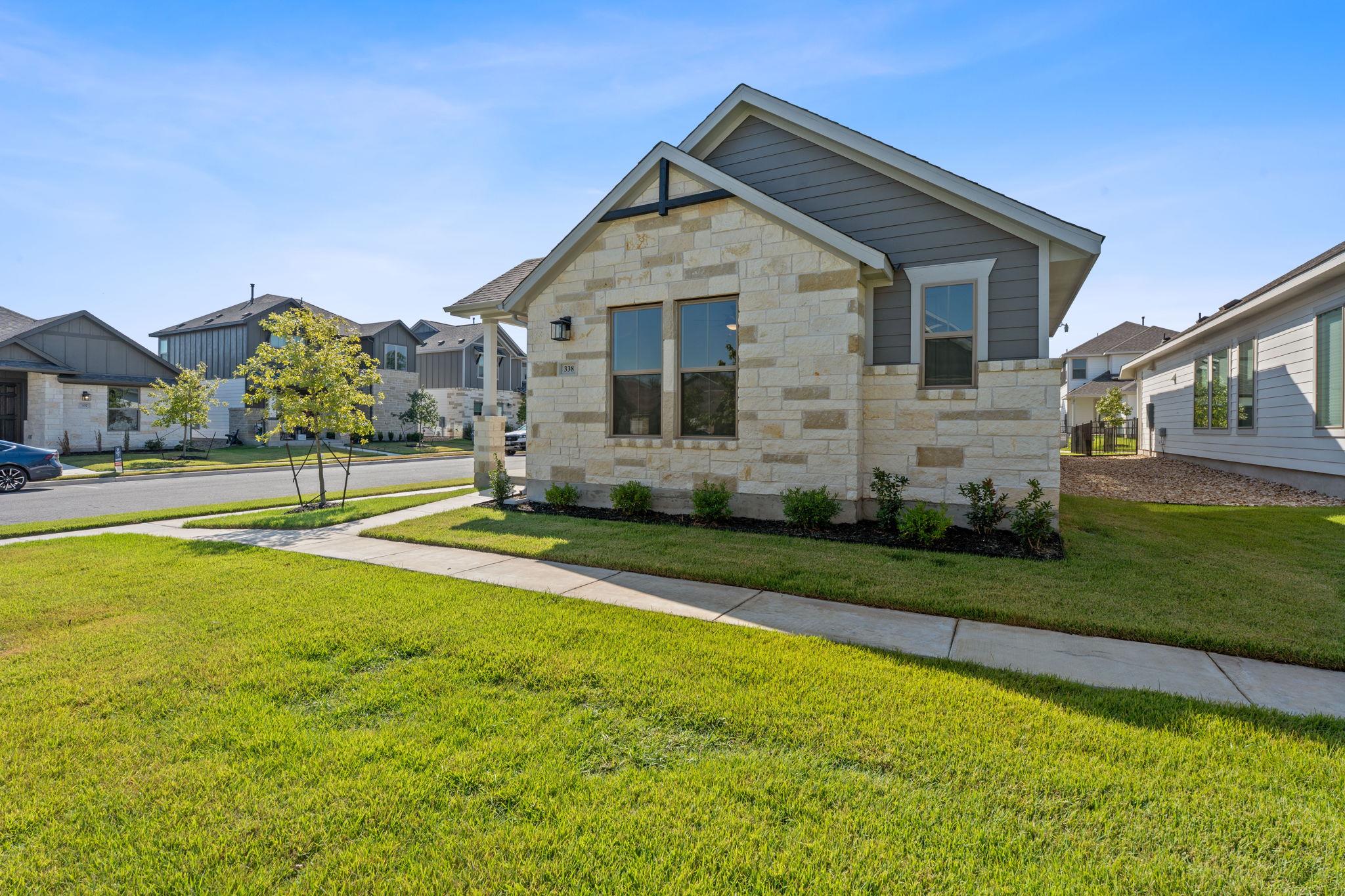 338 Orleanian DR