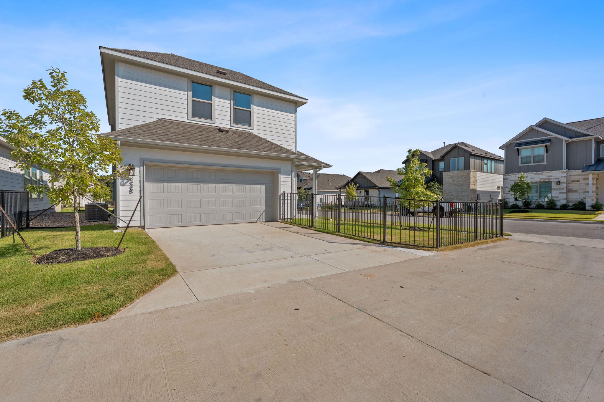 338 Orleanian DR