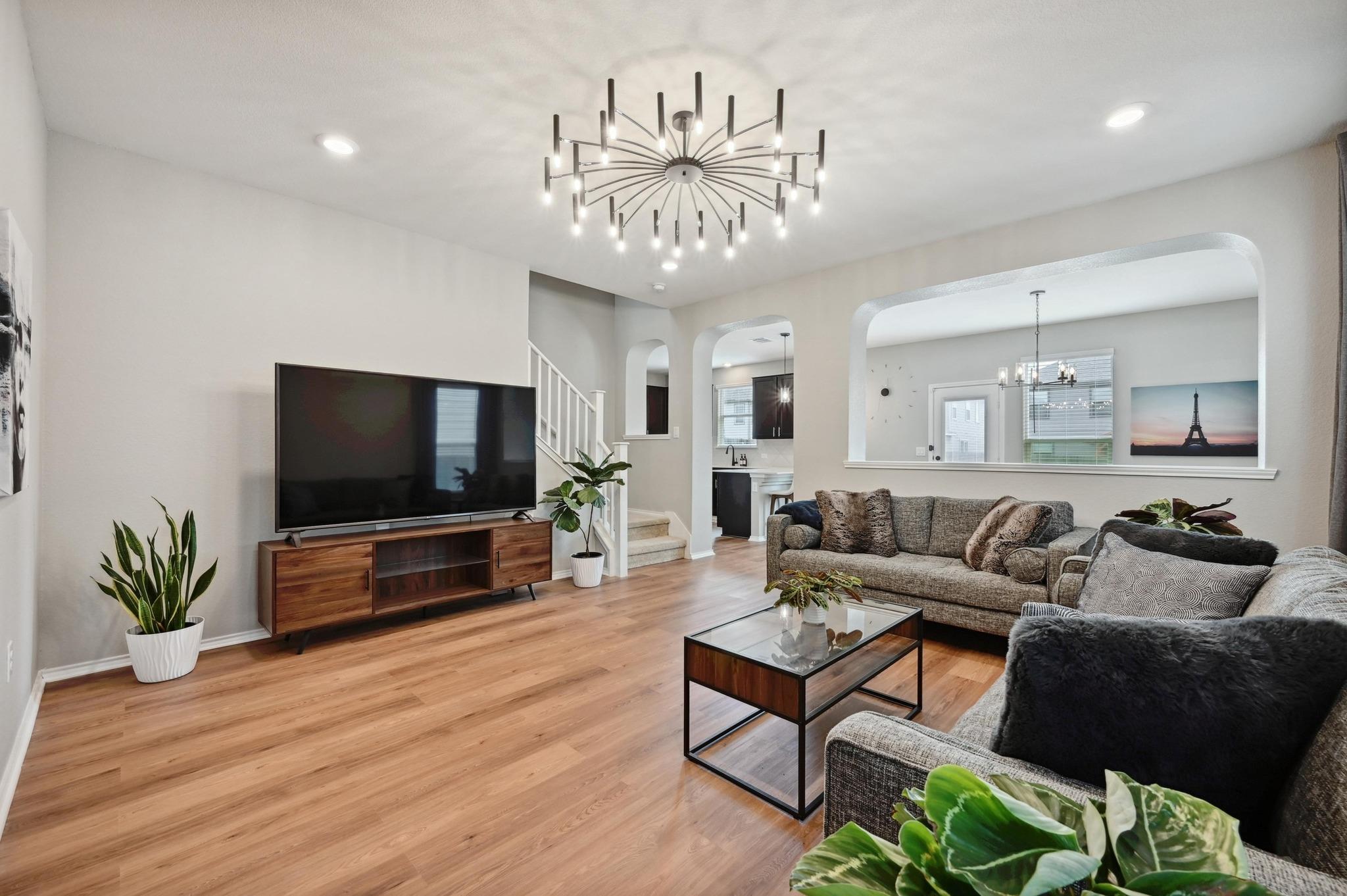 6309 Carriage Pines DR