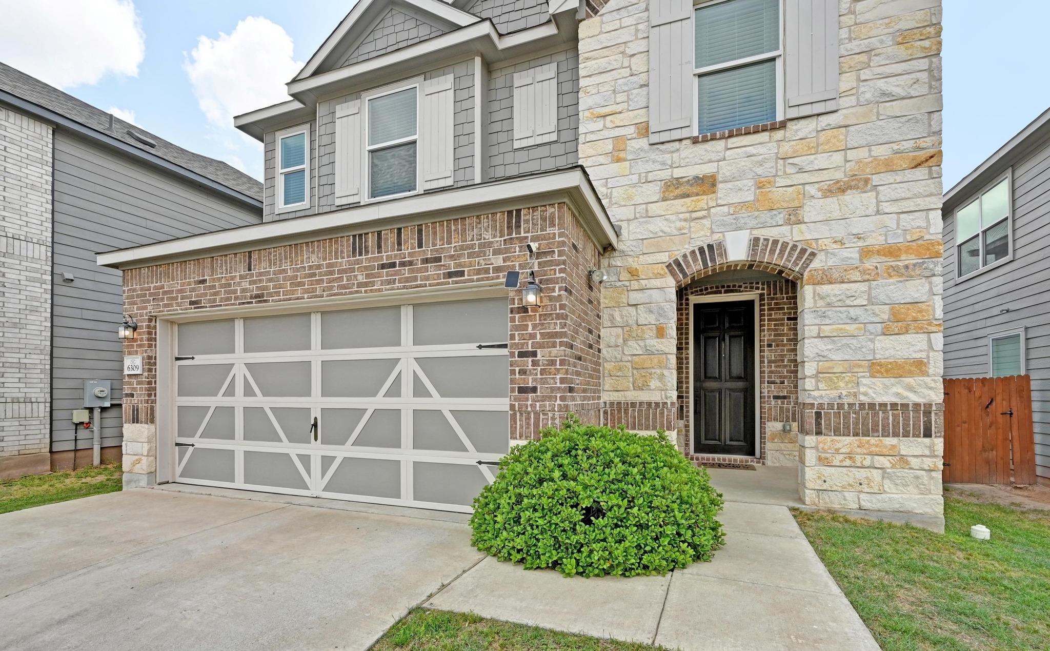 6309 Carriage Pines DR