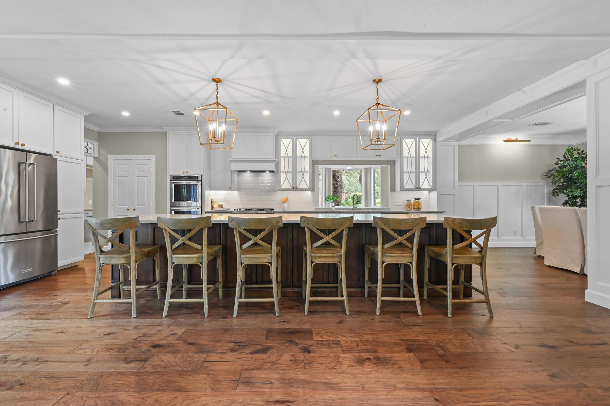 6511 Torrey Pines CV