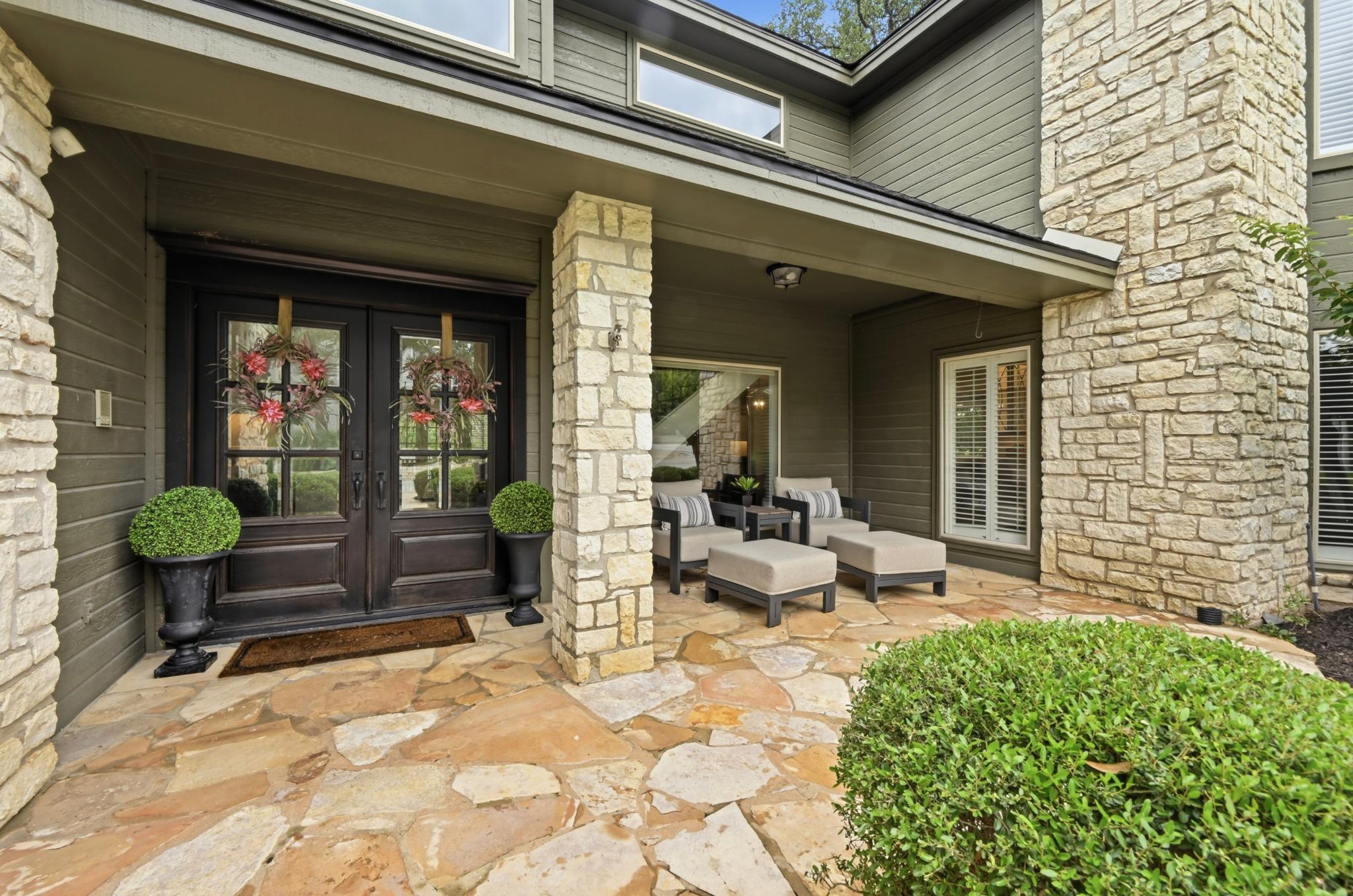 6511 Torrey Pines CV