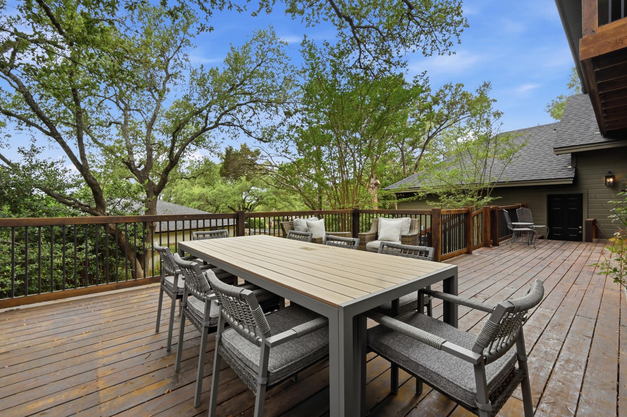 6511 Torrey Pines CV