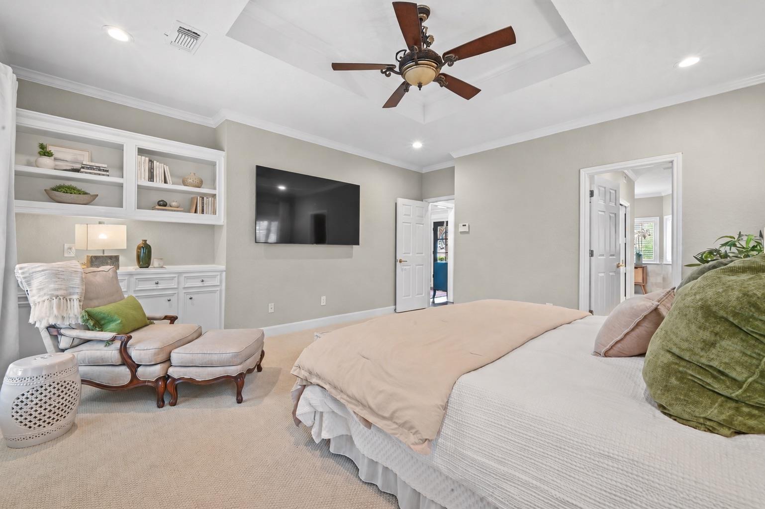 6511 Torrey Pines CV