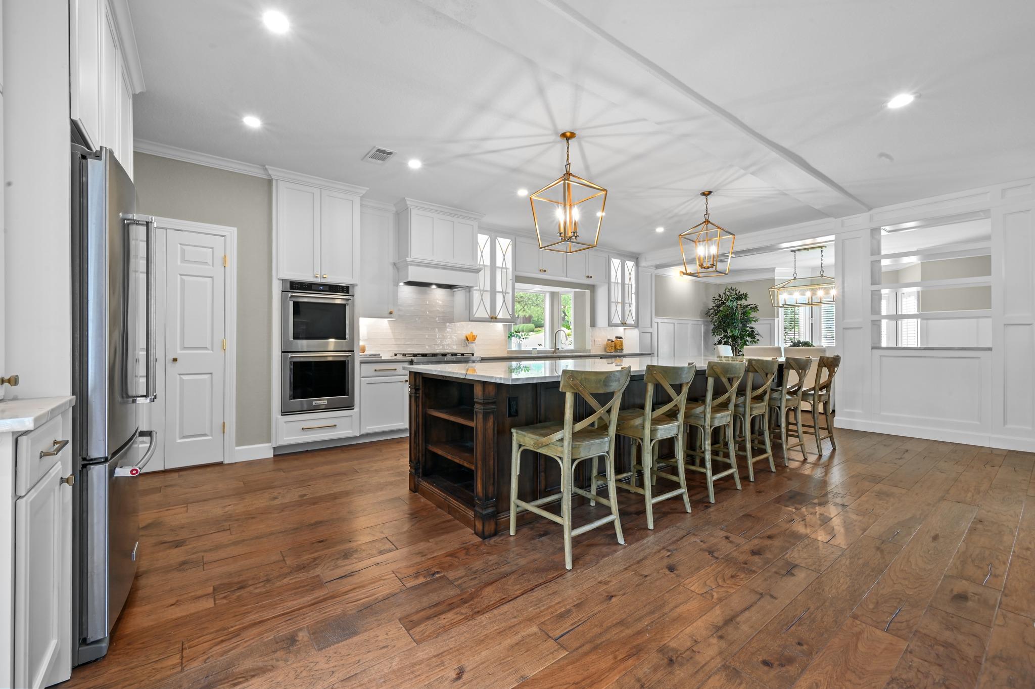 6511 Torrey Pines CV