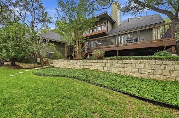 6511 Torrey Pines CV