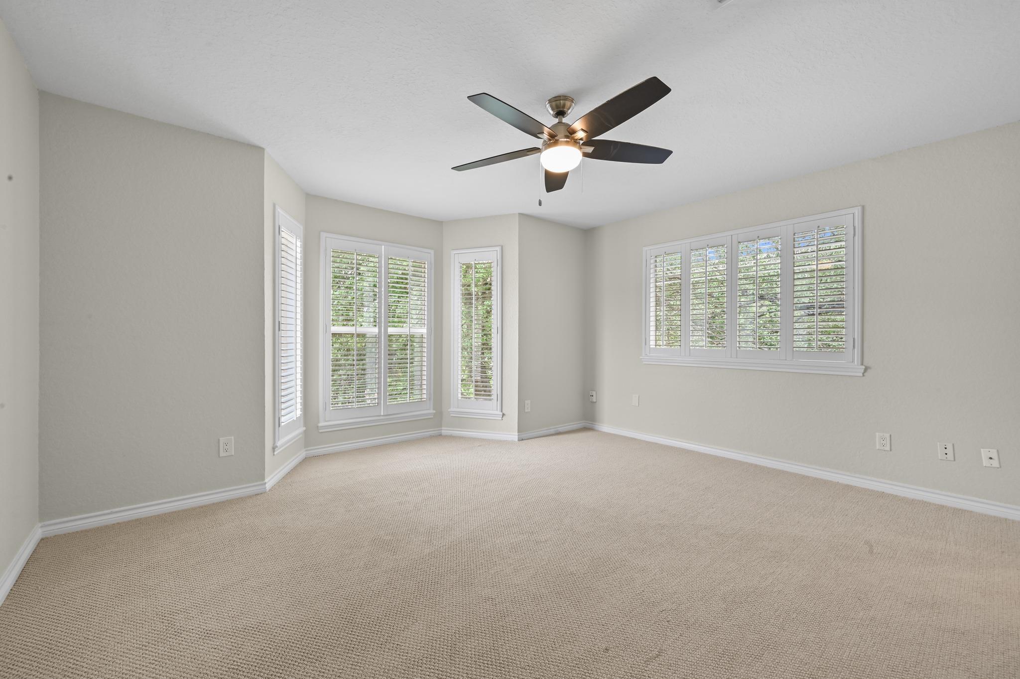 6511 Torrey Pines CV
