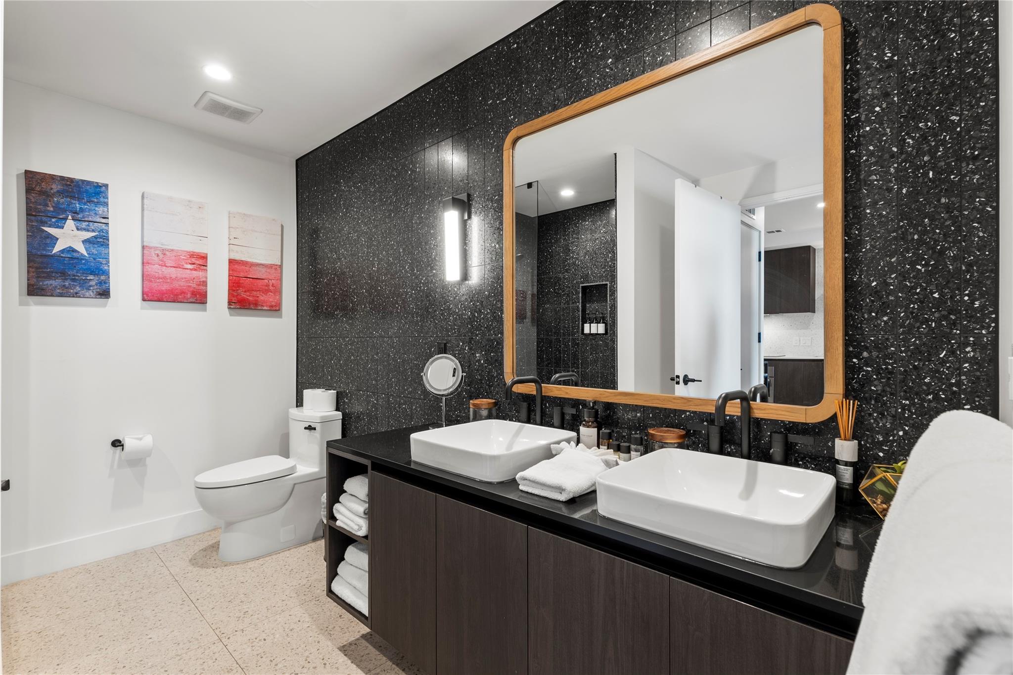 48 East Ave # 2506