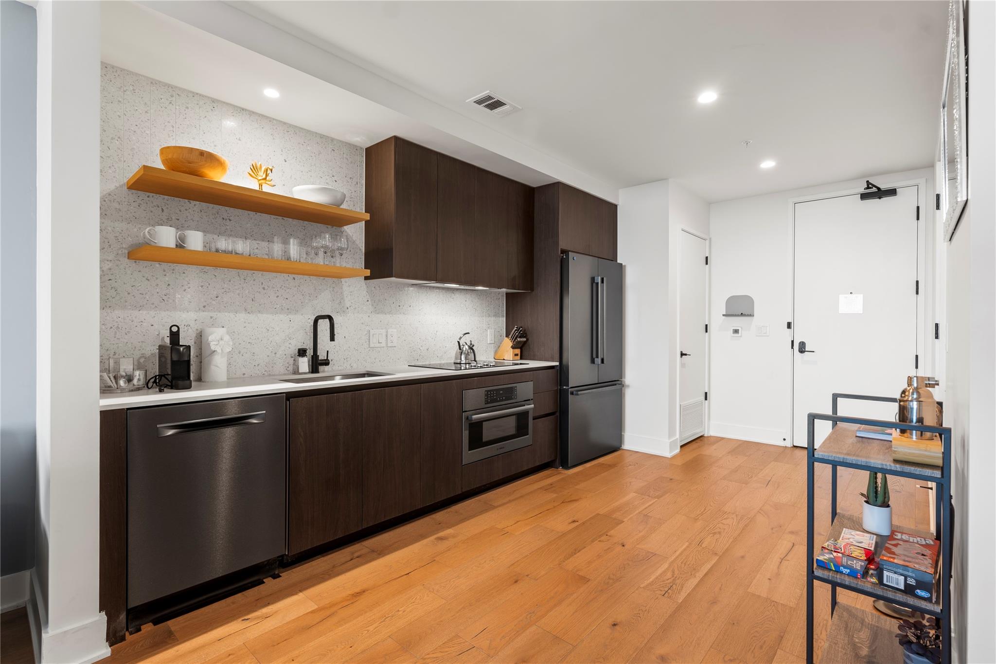 48 East Ave # 2506