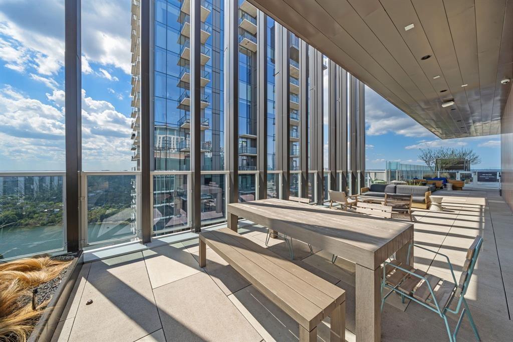 48 East Ave # 2506