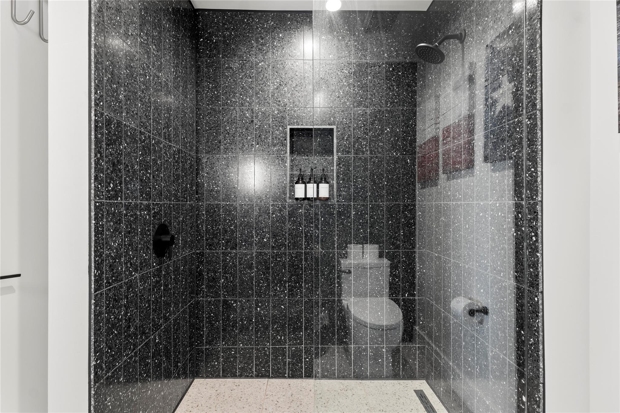 48 East Ave # 2506
