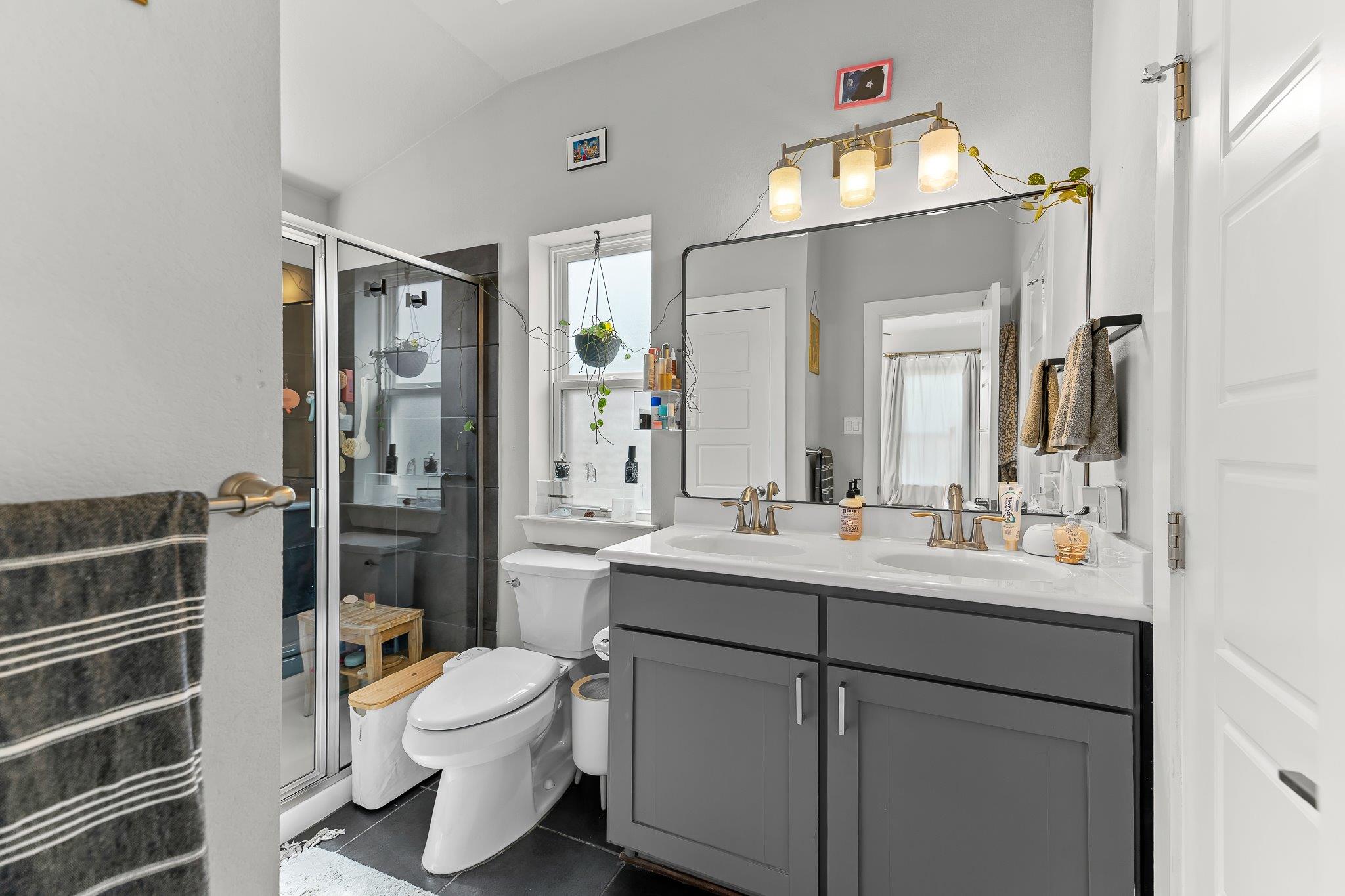 2617 Witsome LOOP # 46C